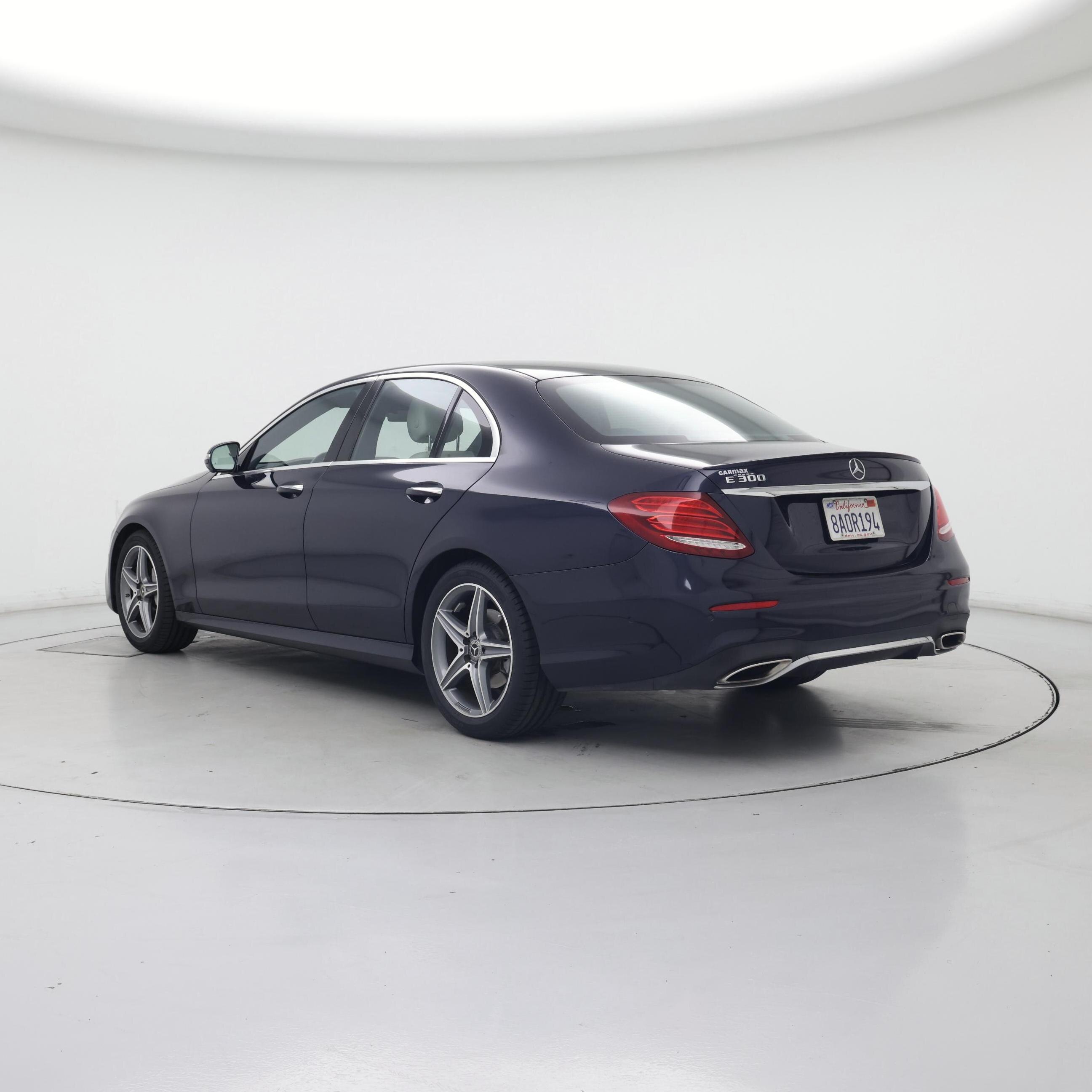 Thumbnail: 2018 Mercedes-Benz E-Class - 2