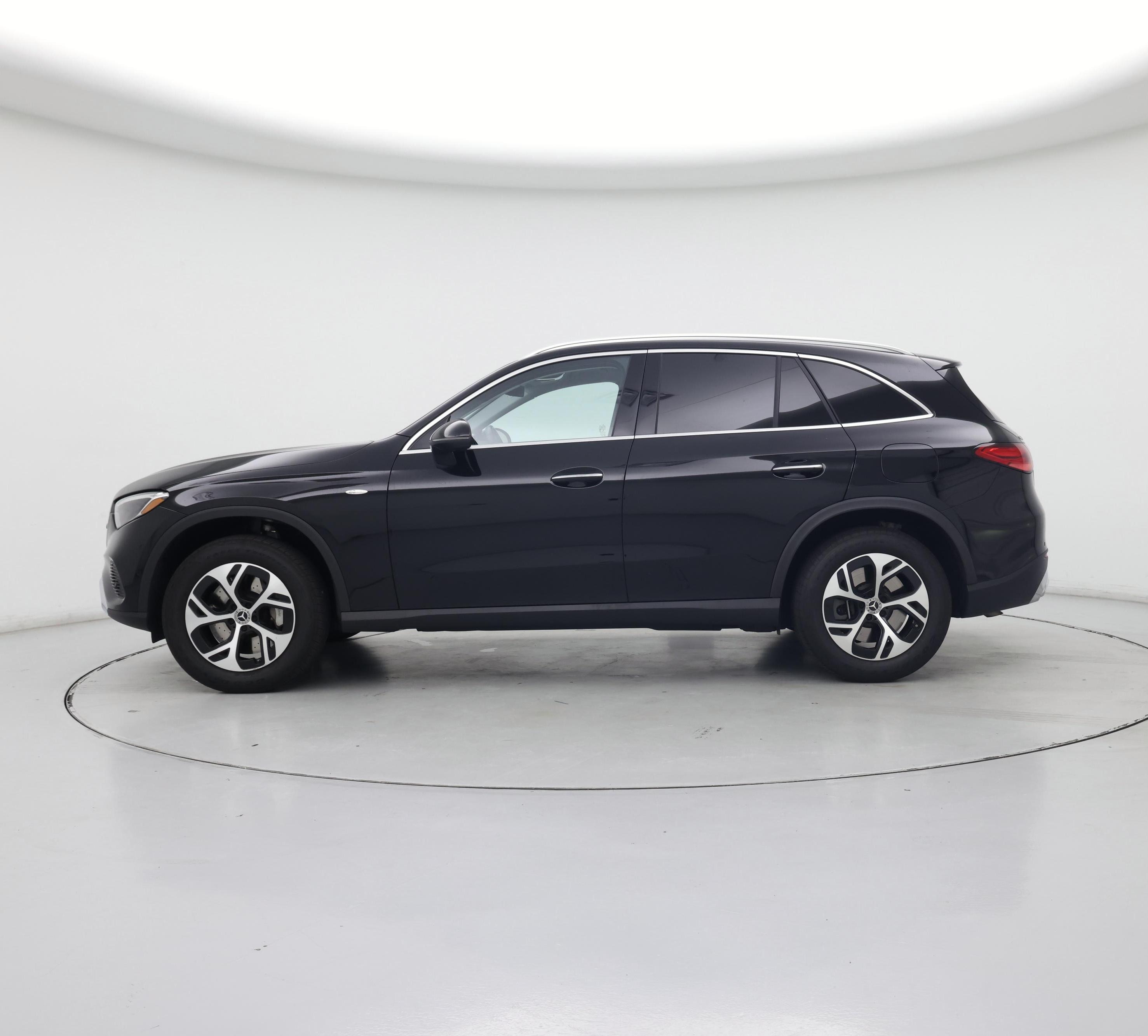 Thumbnail: 2025 Mercedes-Benz GLC - 3