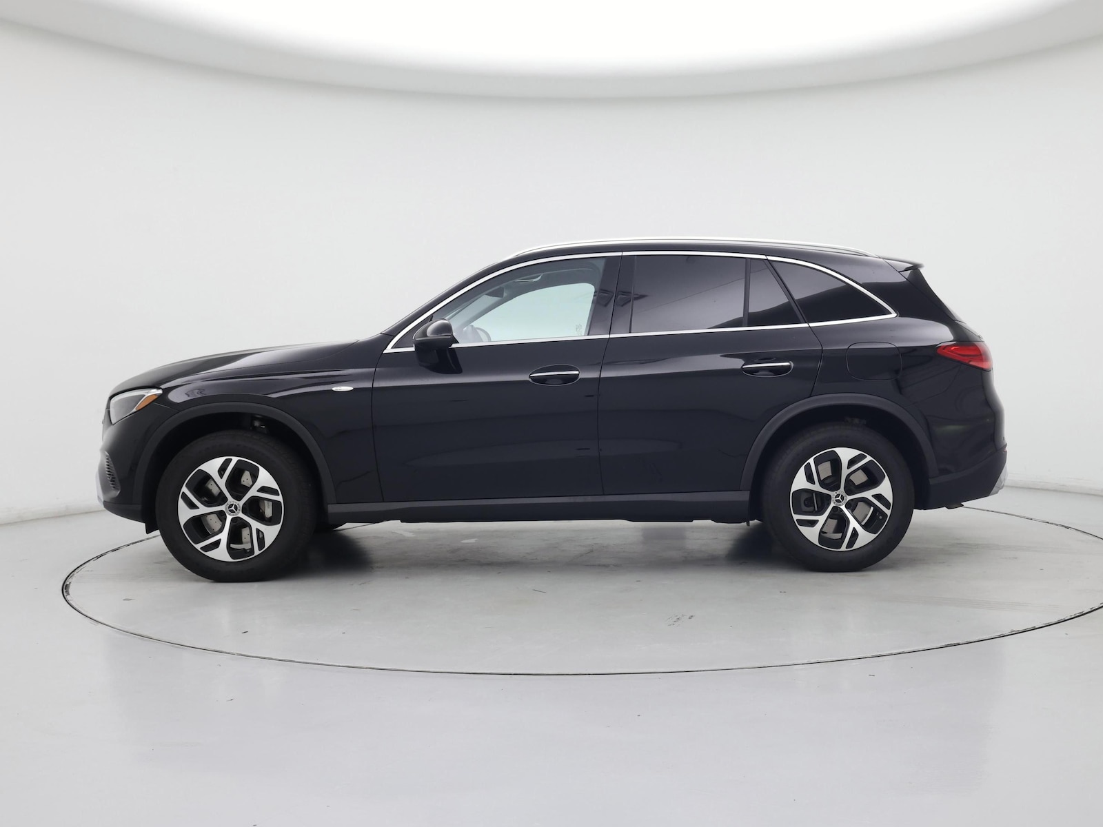 2025 Mercedes-Benz GLC Base - Photo 4