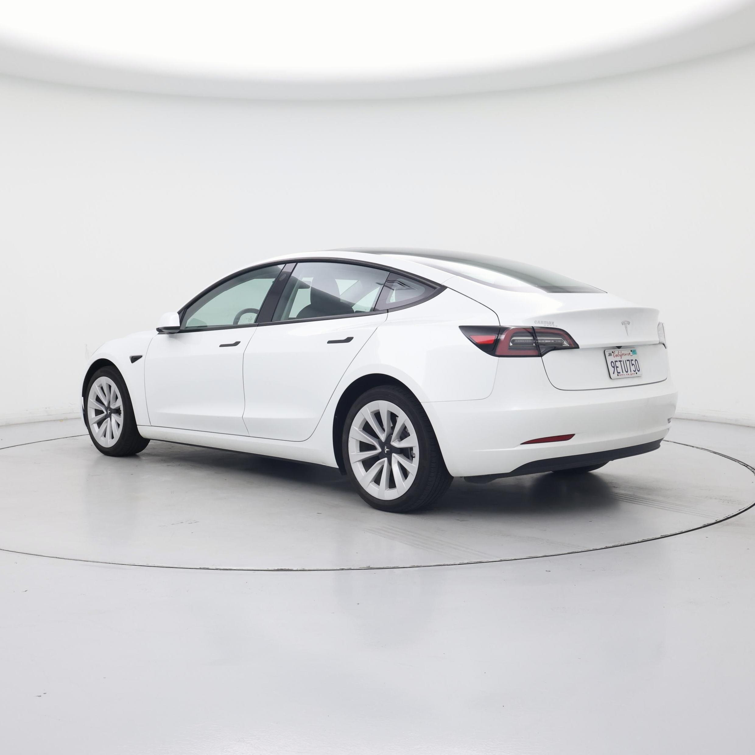 Thumbnail: 2023 Tesla Model 3 - 2