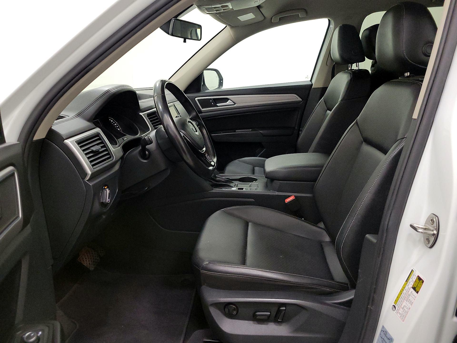 Thumbnail: 2018 Volkswagen Atlas - 11