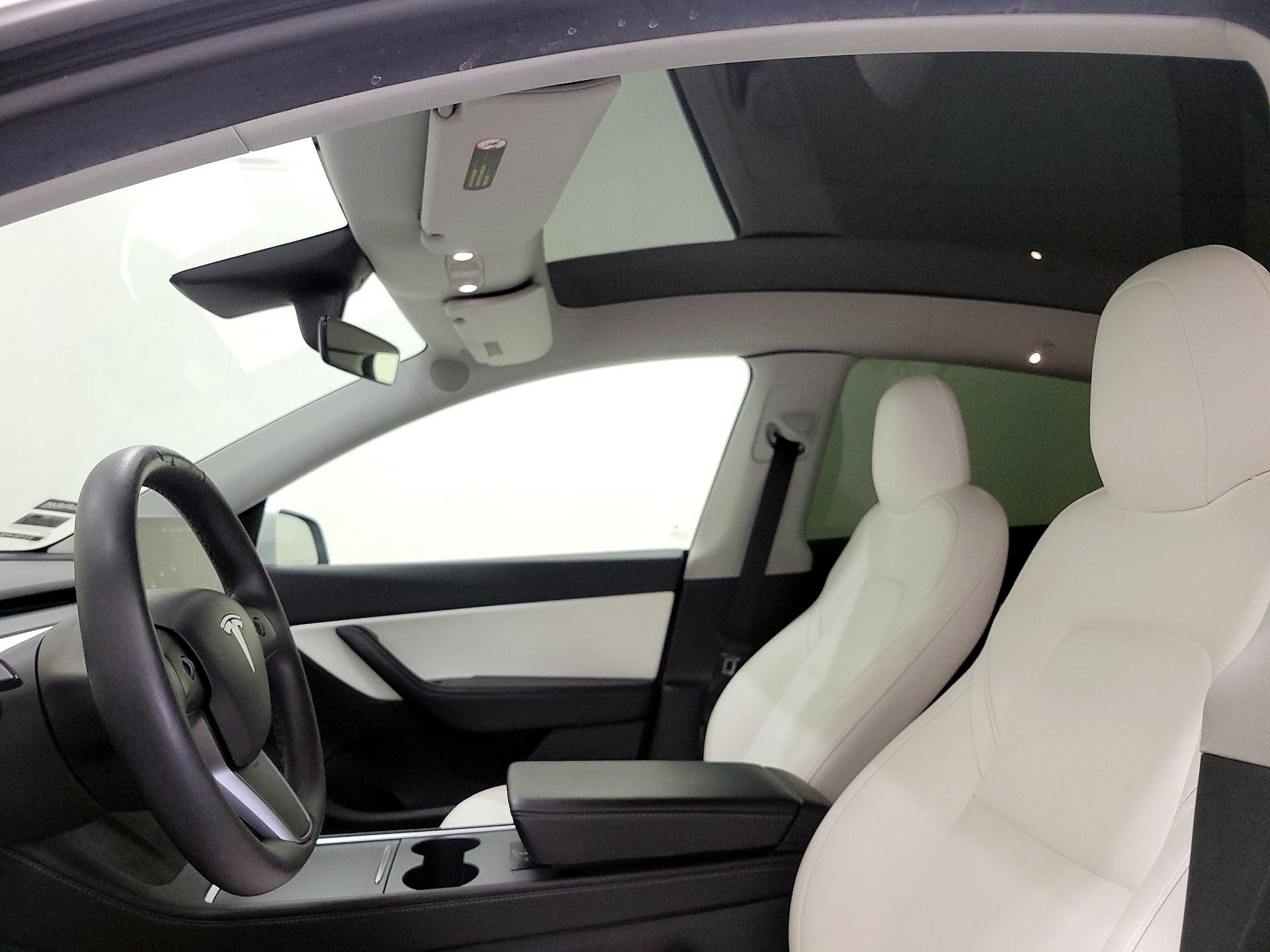 Thumbnail: 2021 Tesla Model Y - 18