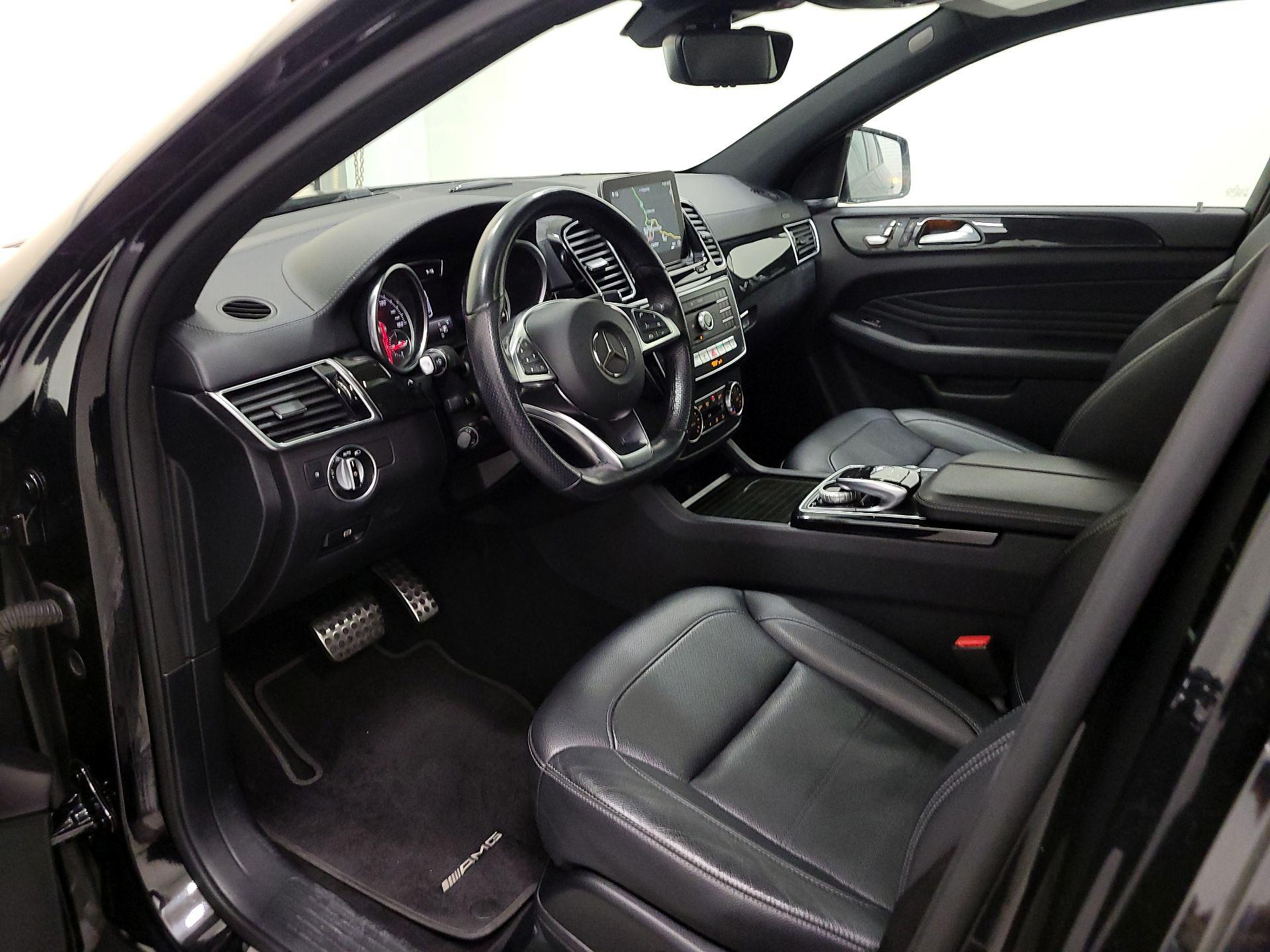 Thumbnail: 2017 Mercedes-Benz GLE - 11
