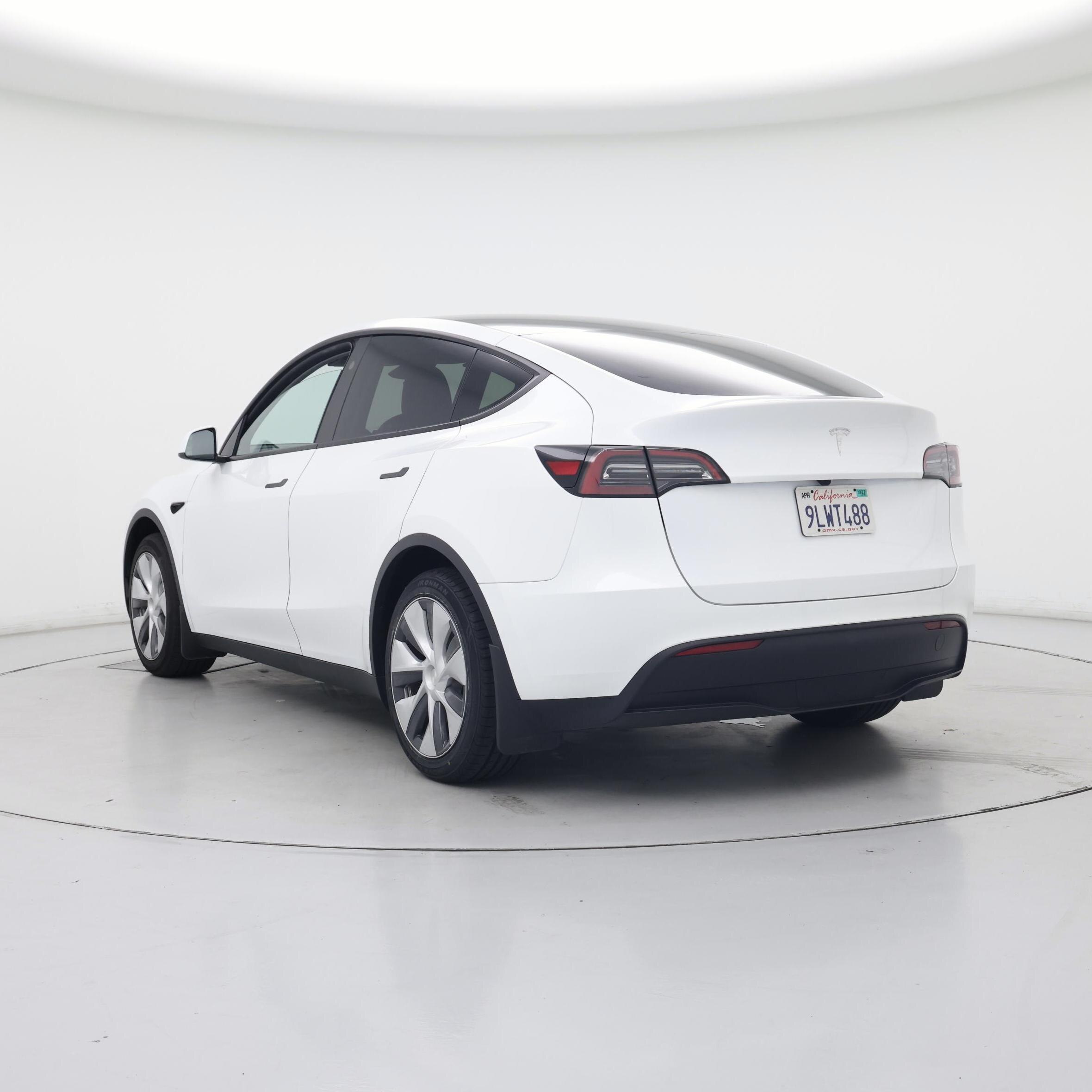 Thumbnail: 2024 Tesla Model Y - 2