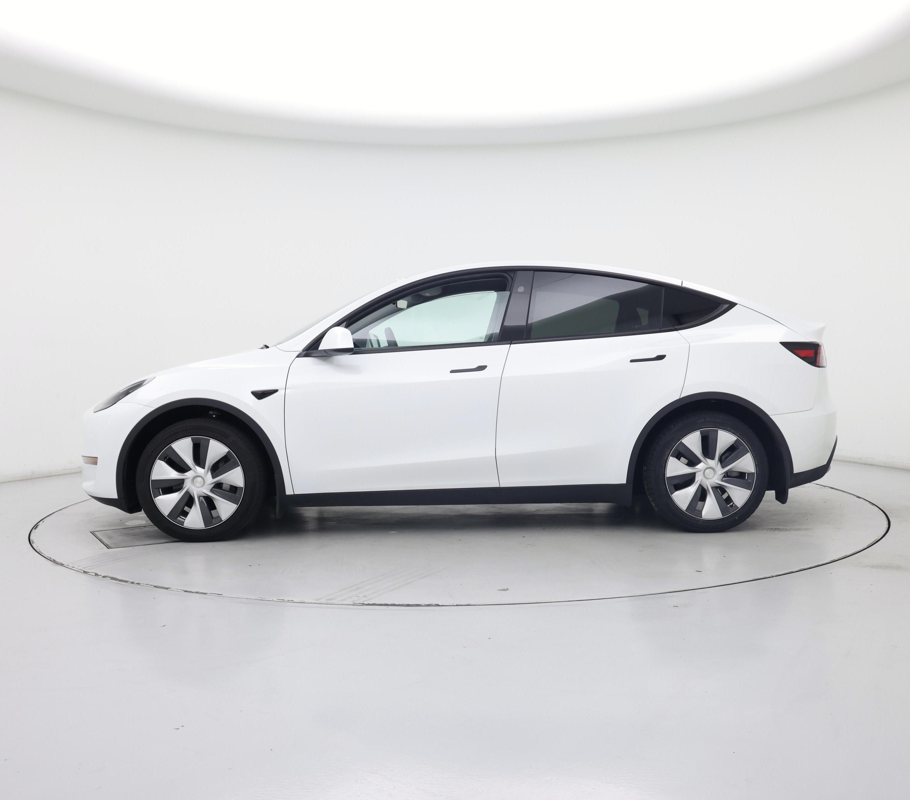 Thumbnail: 2024 Tesla Model Y - 3