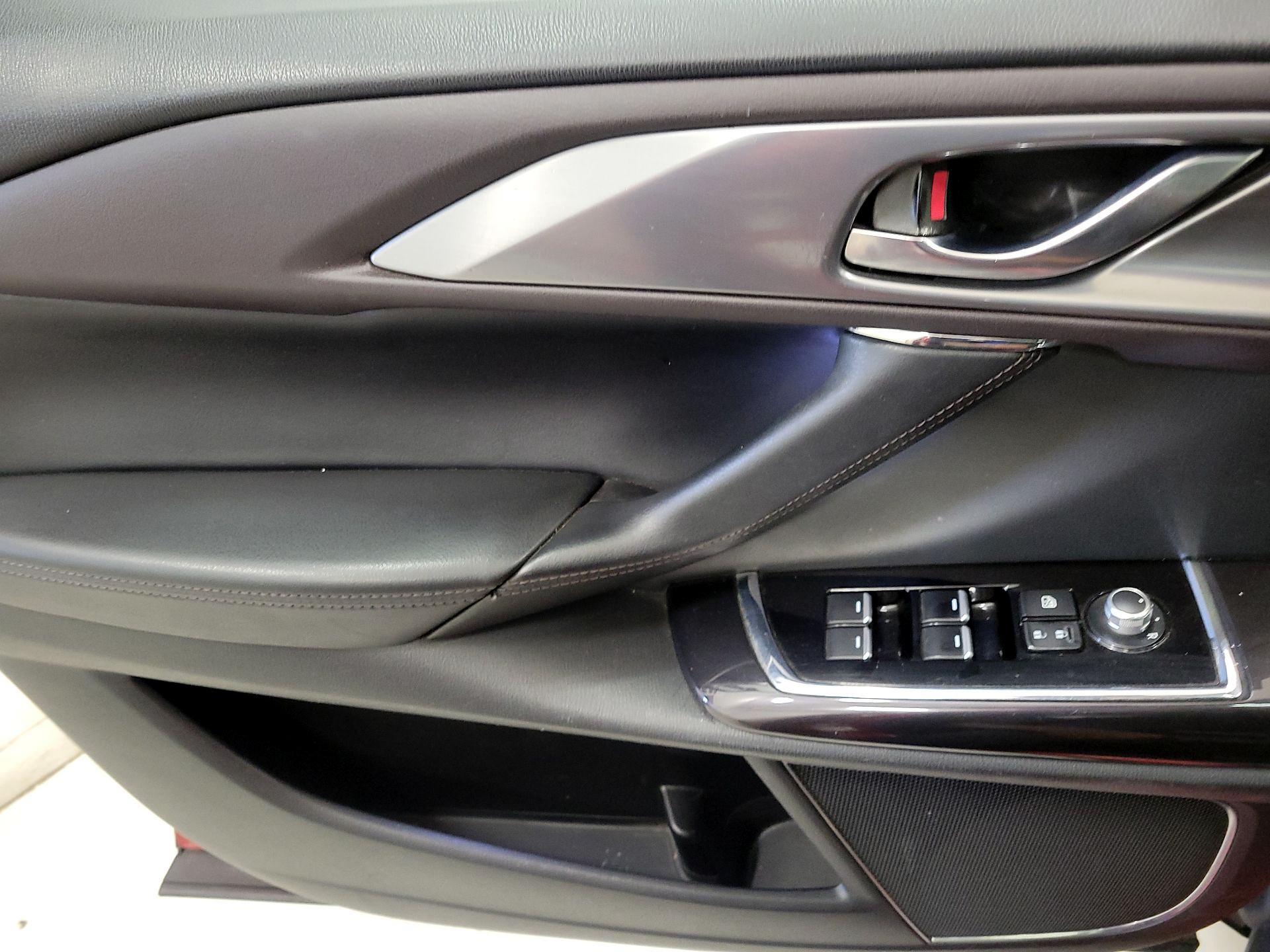 Thumbnail: 2016 Mazda CX-9 - 12