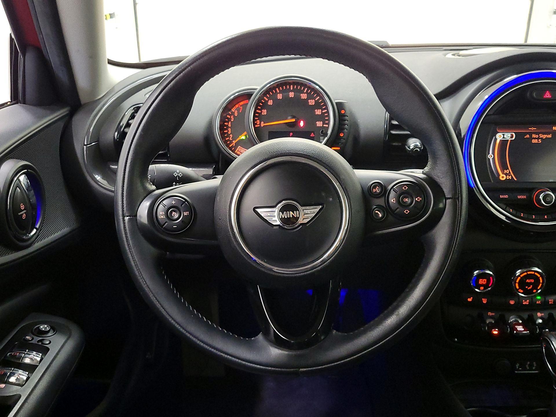 Thumbnail: 2016 MINI Cooper Clubman - 10