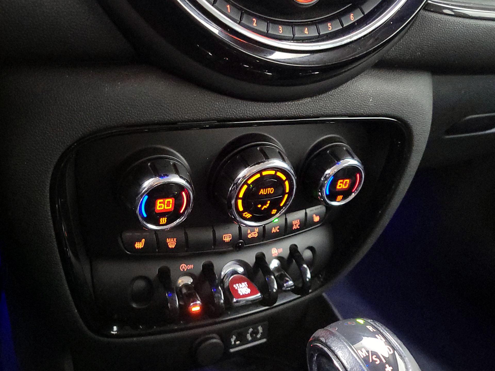 Thumbnail: 2016 MINI Cooper Clubman - 15