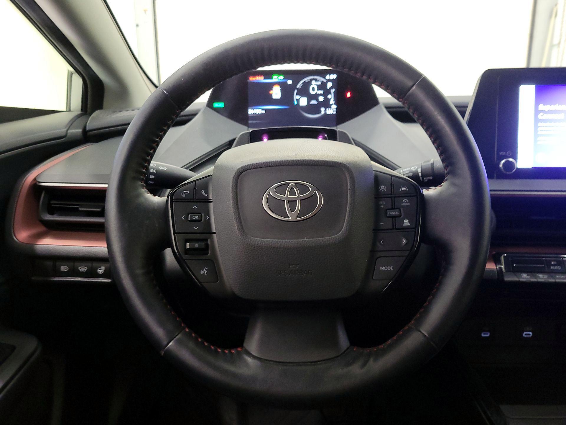 Thumbnail: 2023 Toyota Prius Prime - 10
