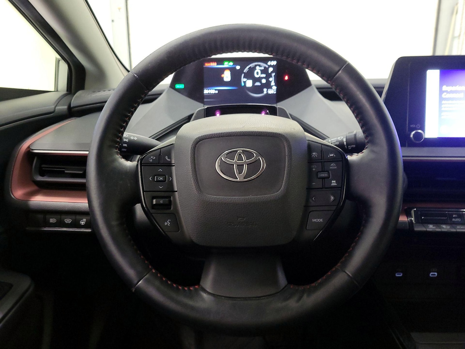 2023 Toyota Prius Prime SE - Photo 11