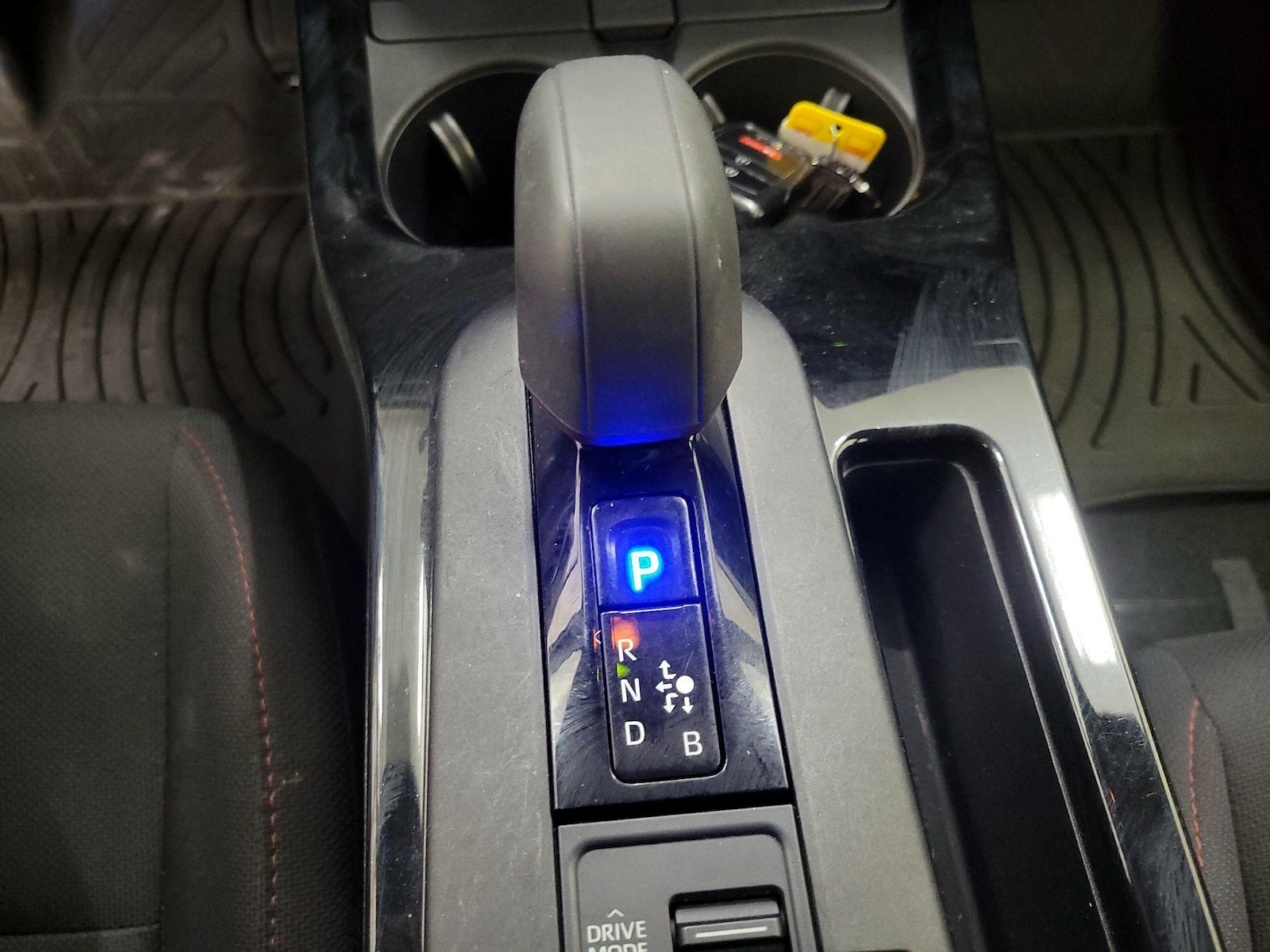 2023 Toyota Prius Prime SE - Photo 18