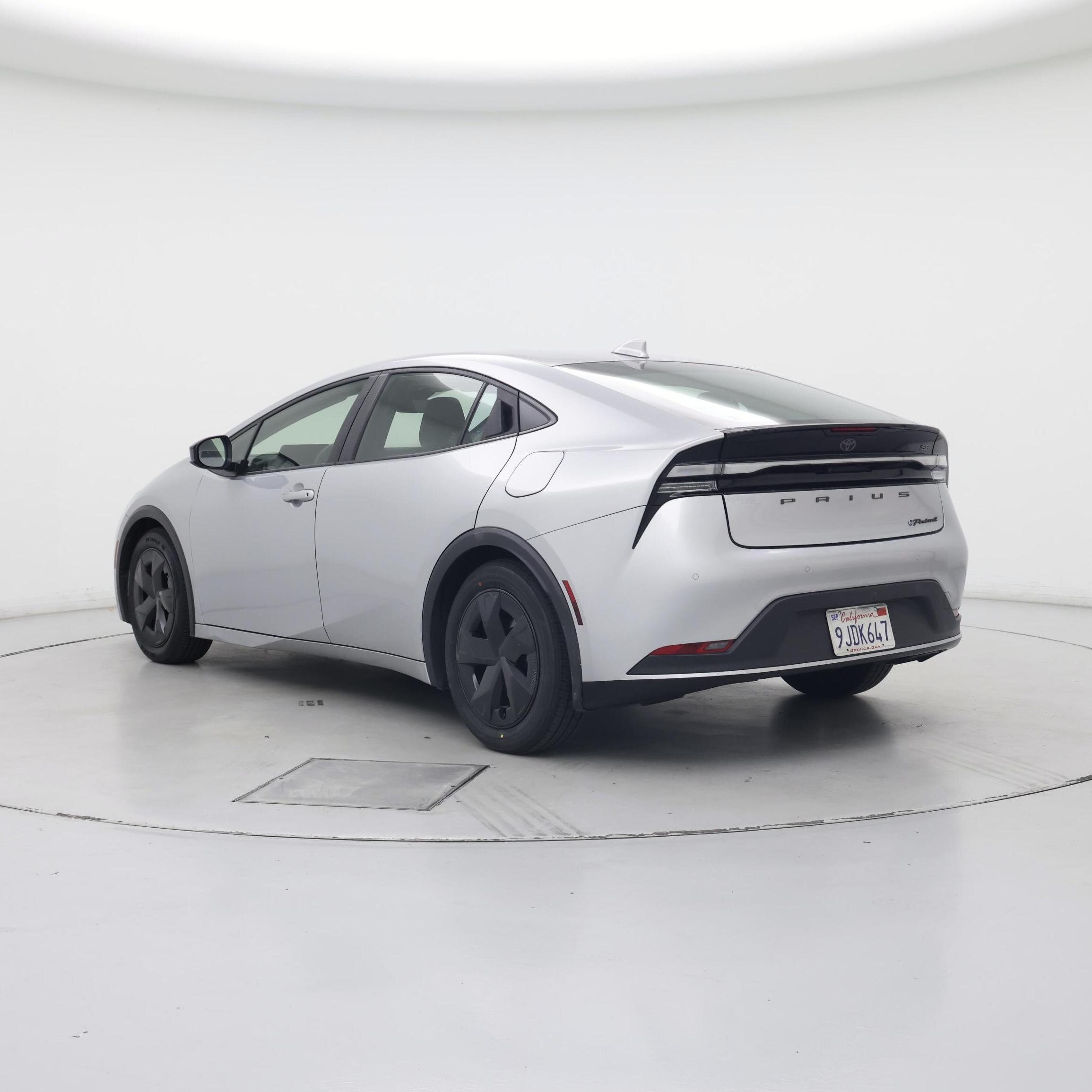 Thumbnail: 2023 Toyota Prius Prime - 2