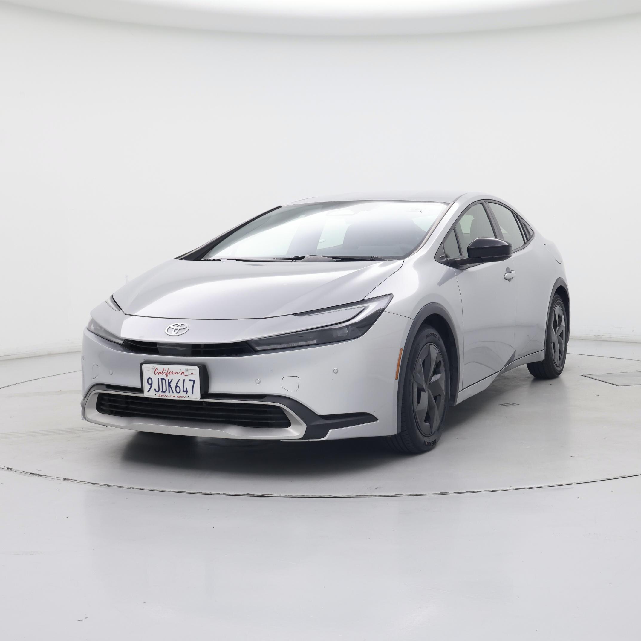 Thumbnail: 2023 Toyota Prius Prime - 4