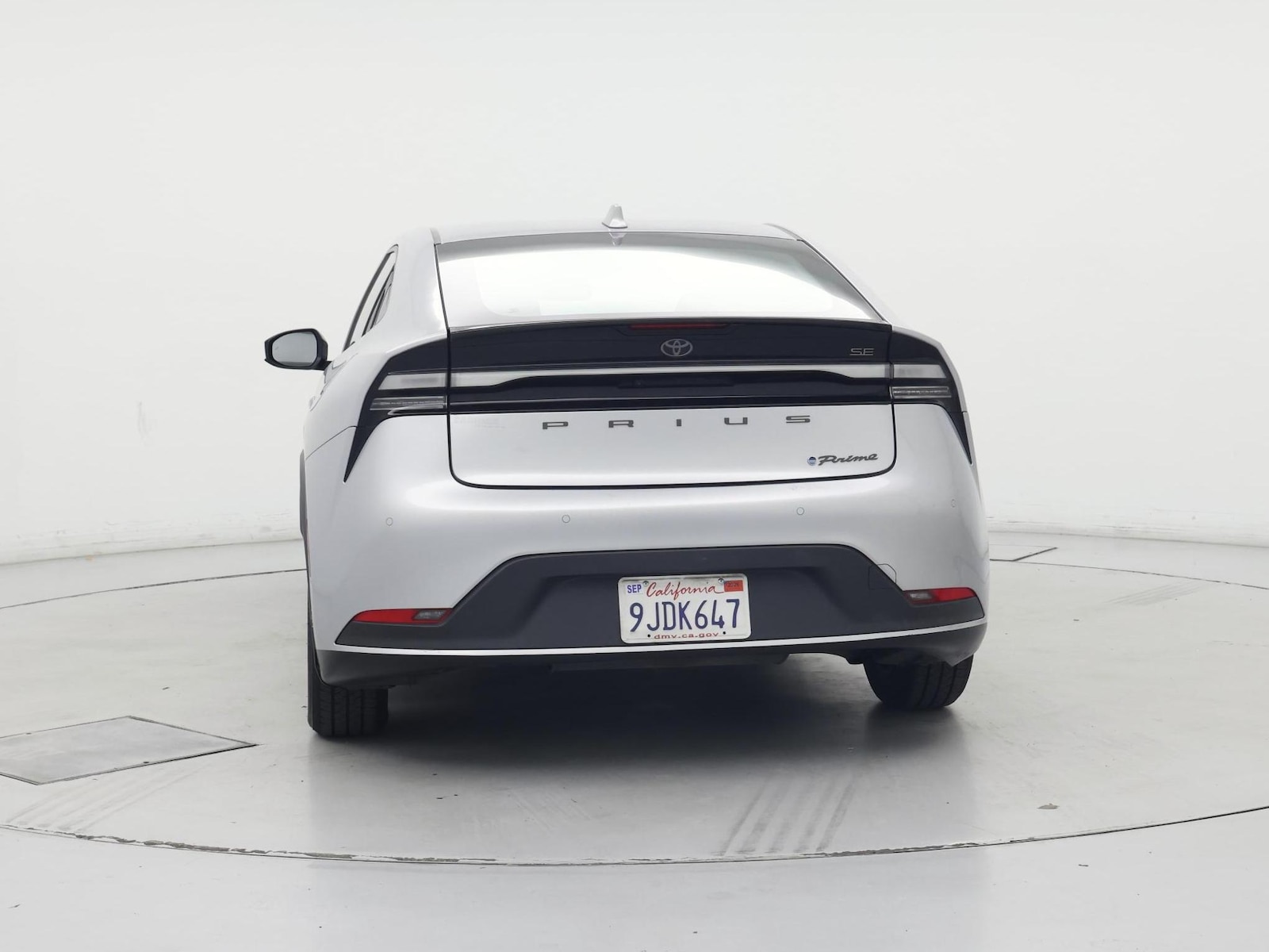 2023 Toyota Prius Prime SE - Photo 7