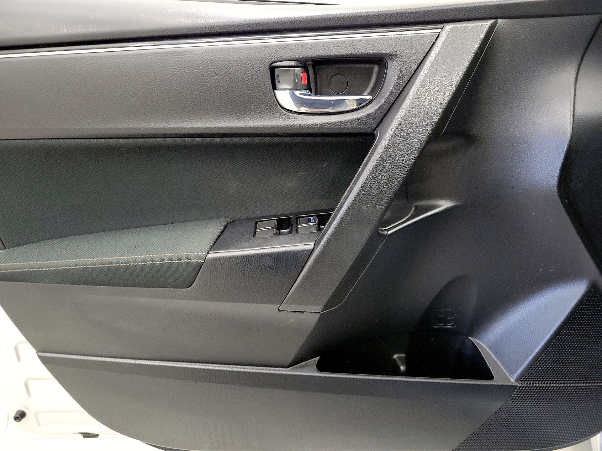 Thumbnail: 2019 Toyota Corolla - 12