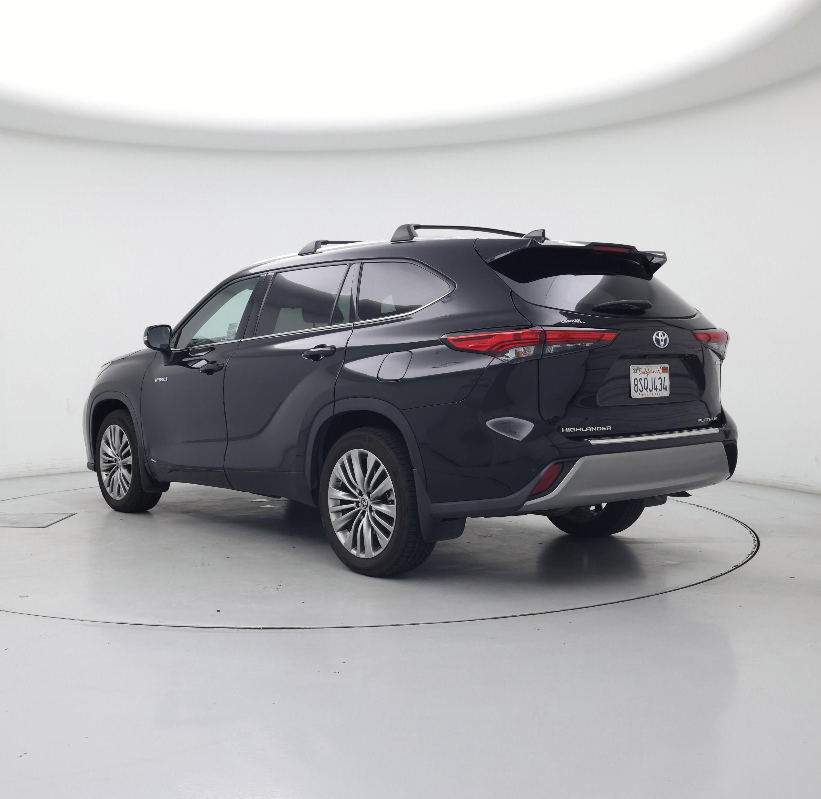 Thumbnail: 2020 Toyota Highlander - 2