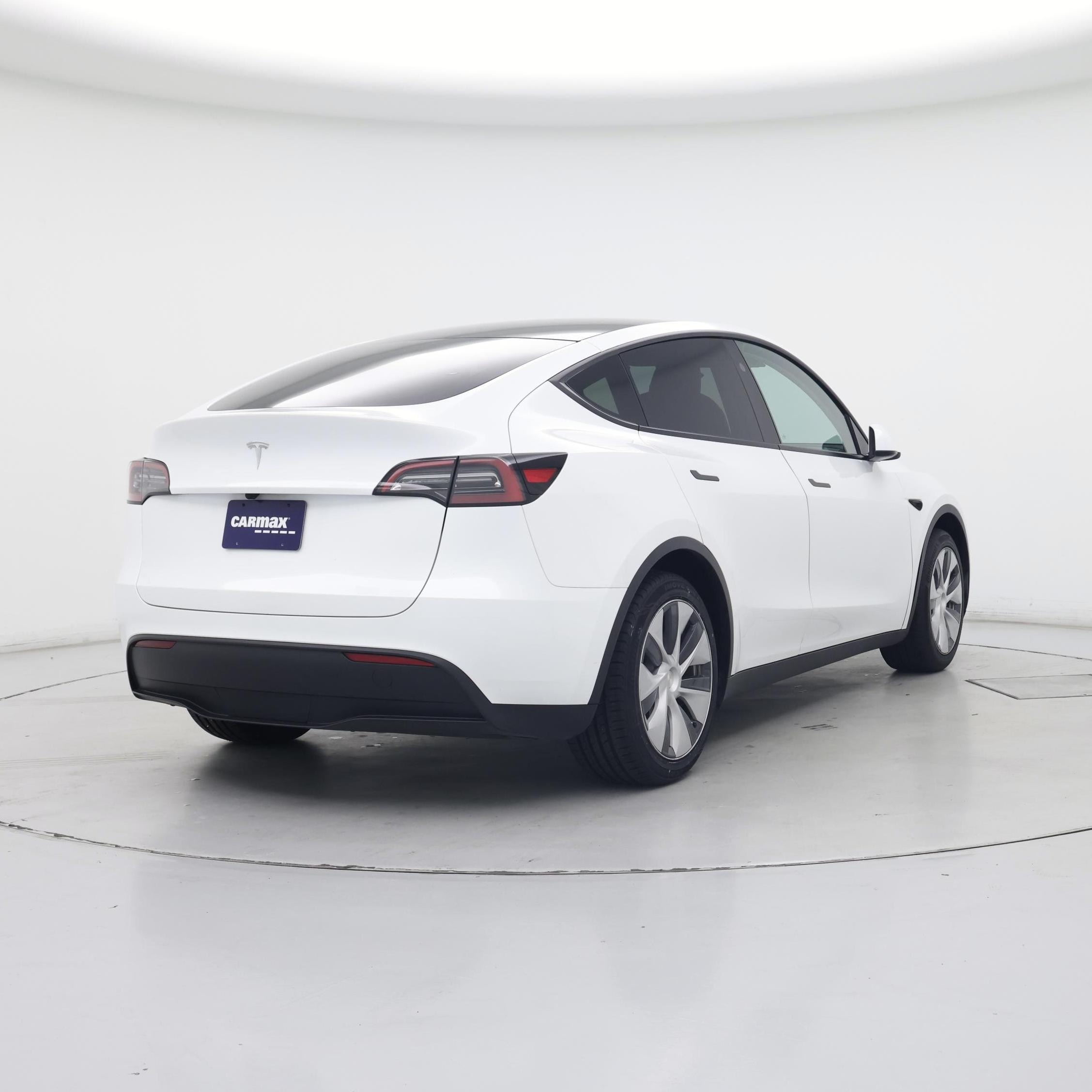 Thumbnail: 2024 Tesla Model Y - 8