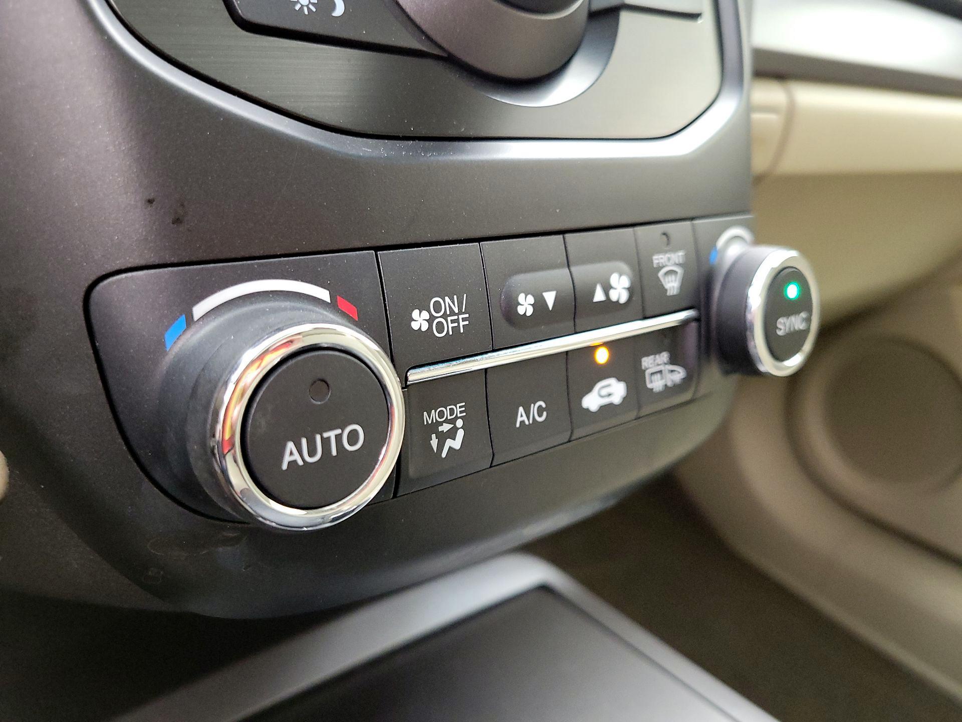 Thumbnail: 2015 Acura RDX - 16