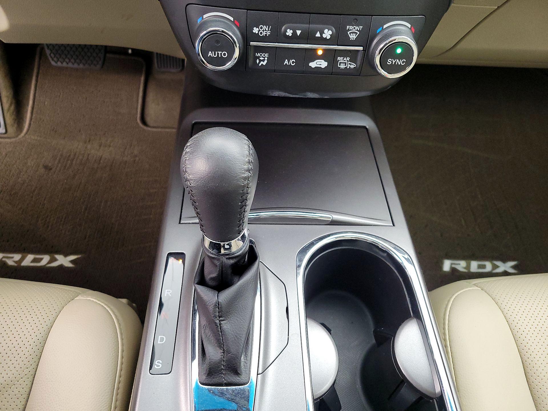 Thumbnail: 2015 Acura RDX - 17