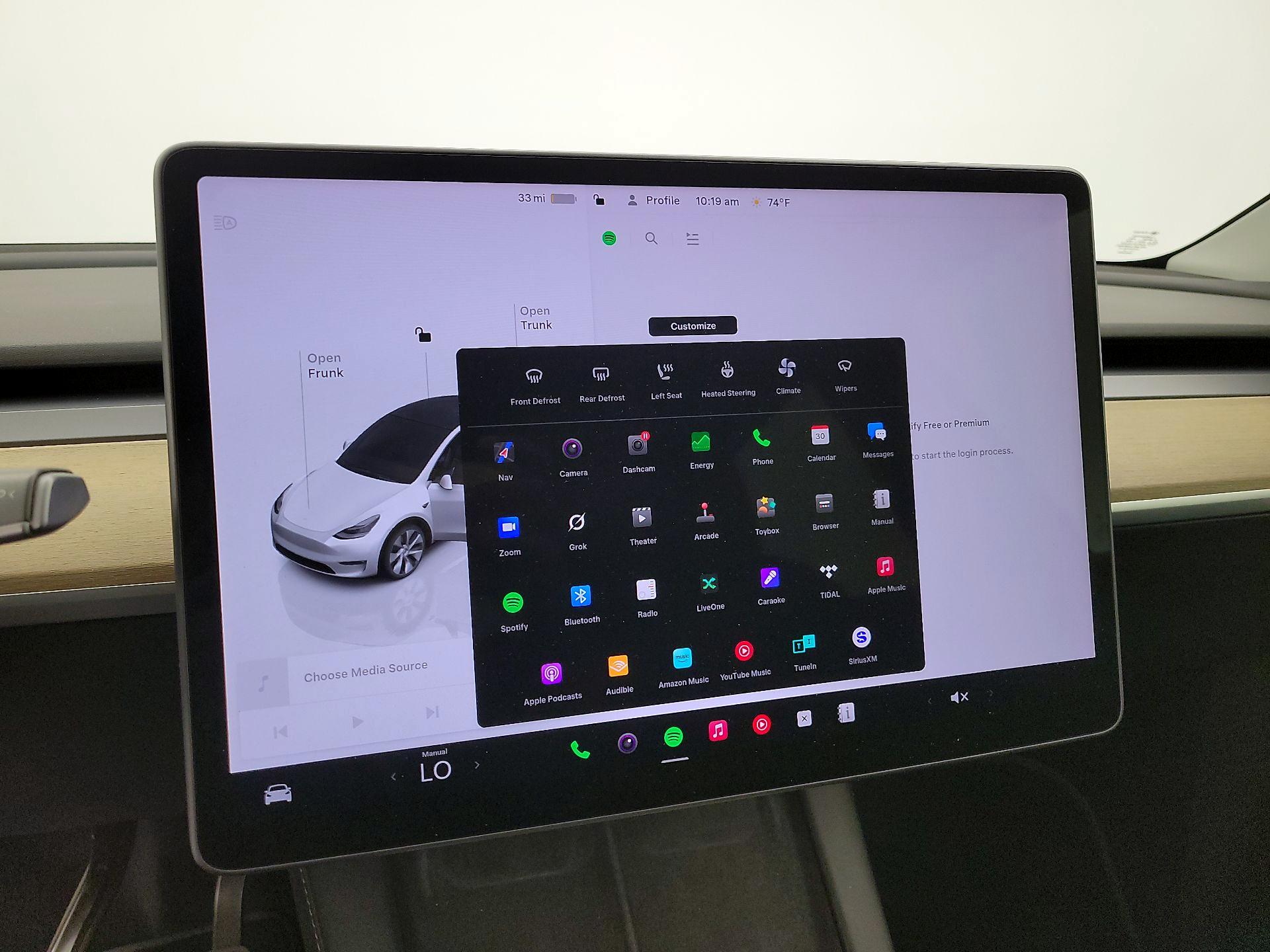Thumbnail: 2023 Tesla Model Y - 14