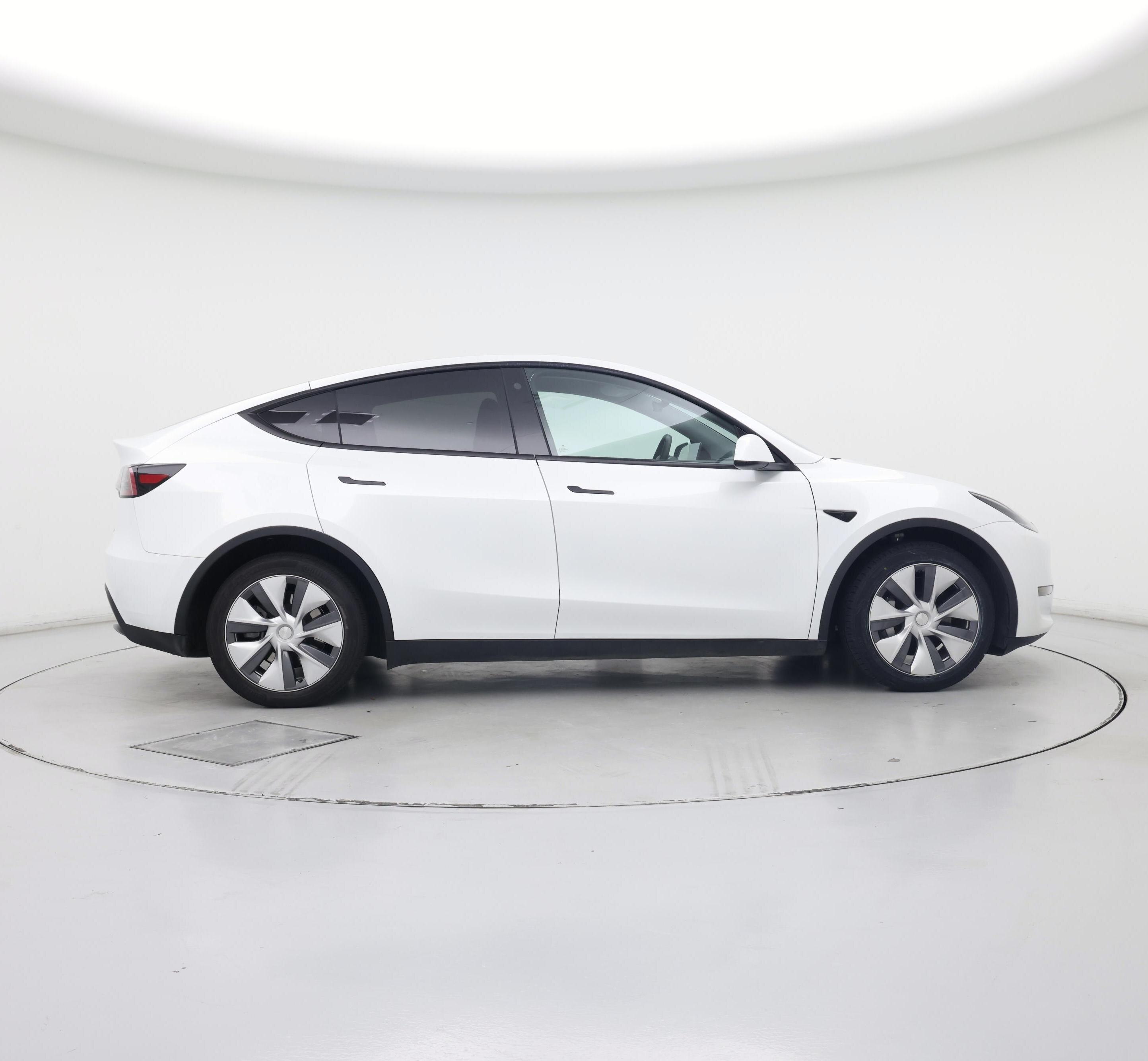 Thumbnail: 2023 Tesla Model Y - 7
