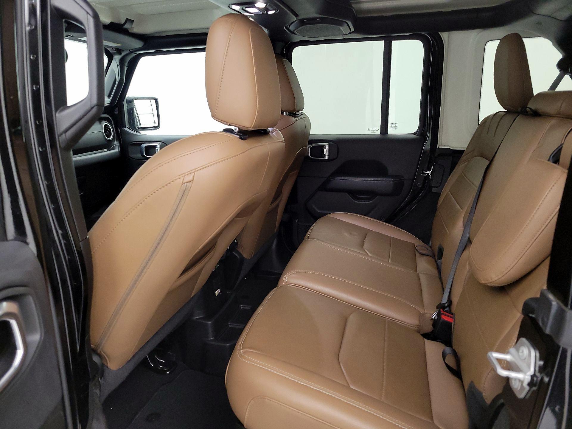 Thumbnail: 2021 Jeep Wrangler - 20