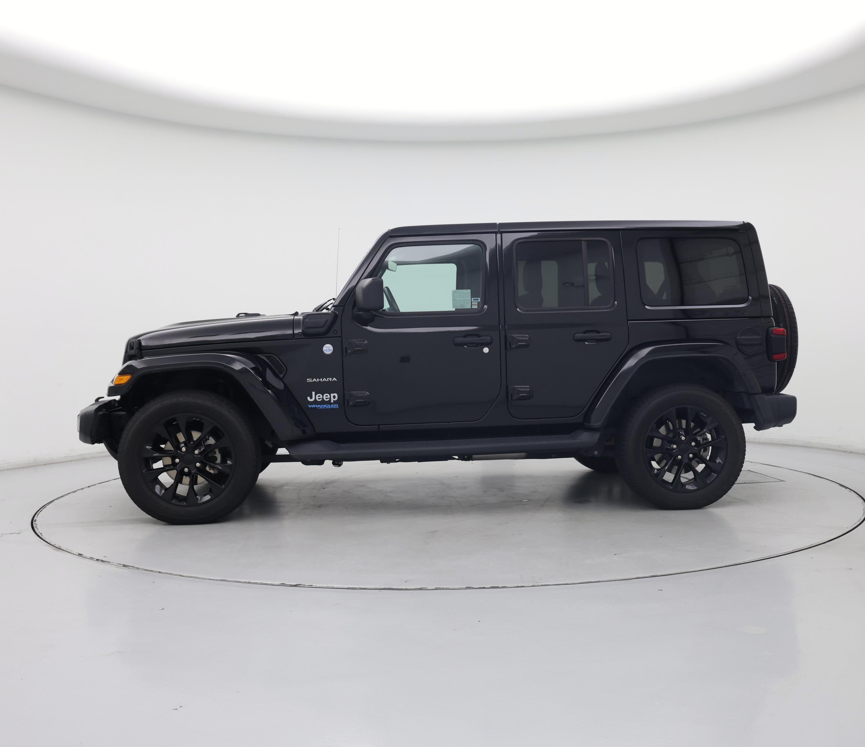 Thumbnail: 2021 Jeep Wrangler - 3