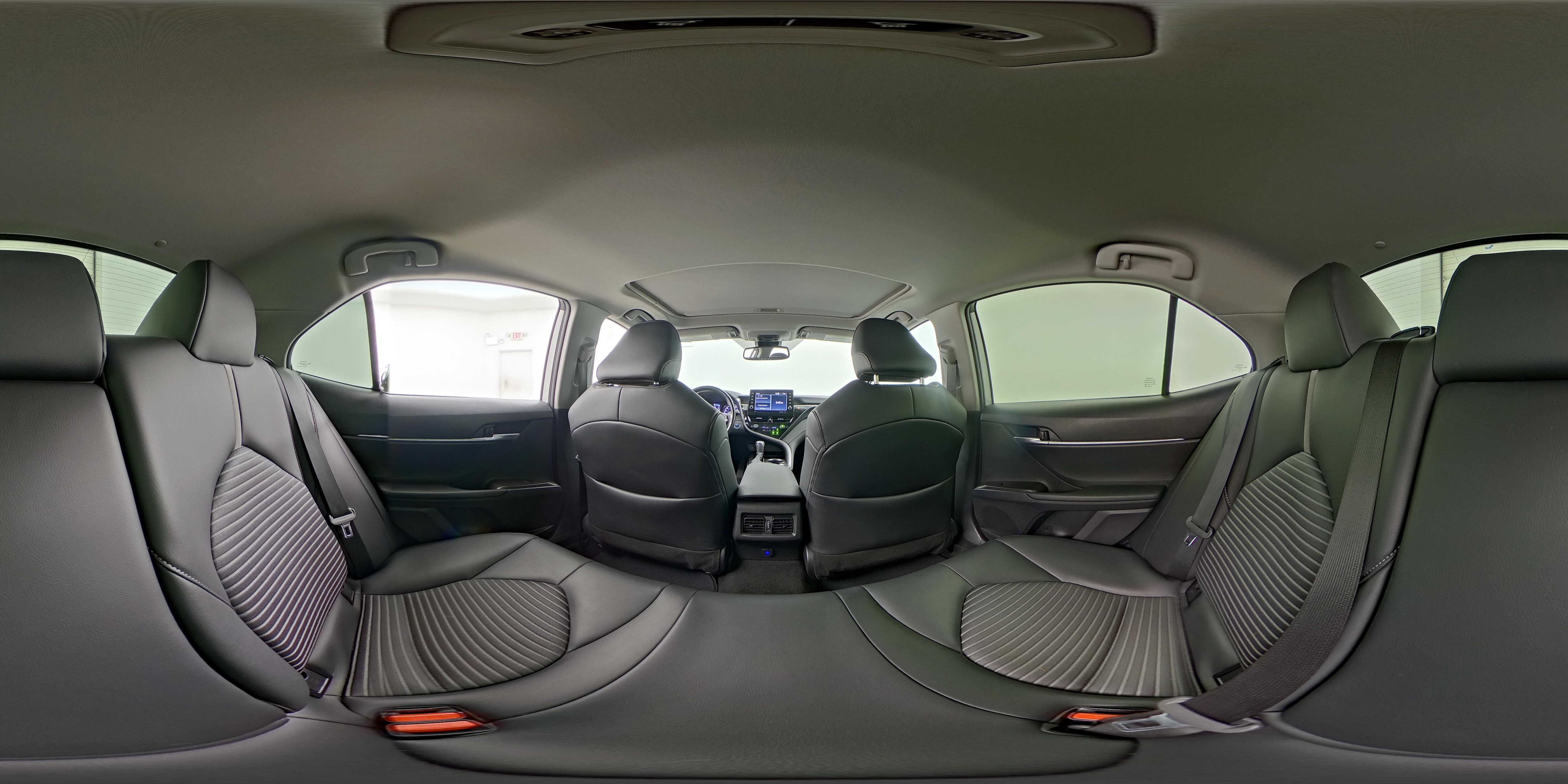 2024 Toyota Camry SE - Photo 26