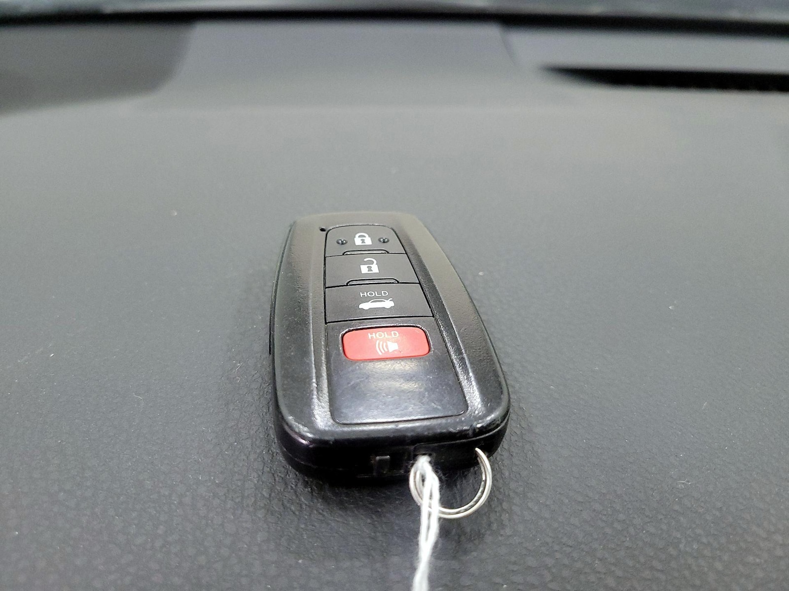 2024 Toyota Camry SE - Photo 24