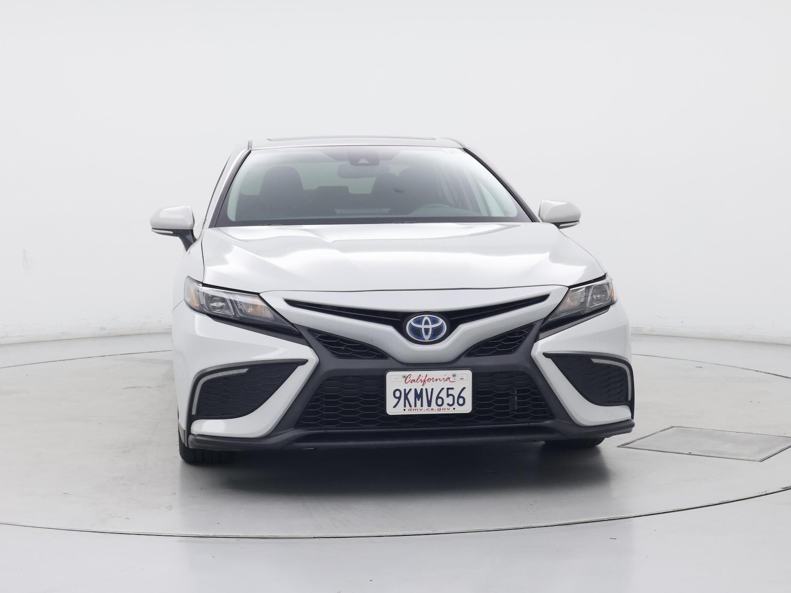 2024 Toyota Camry SE - Photo 6
