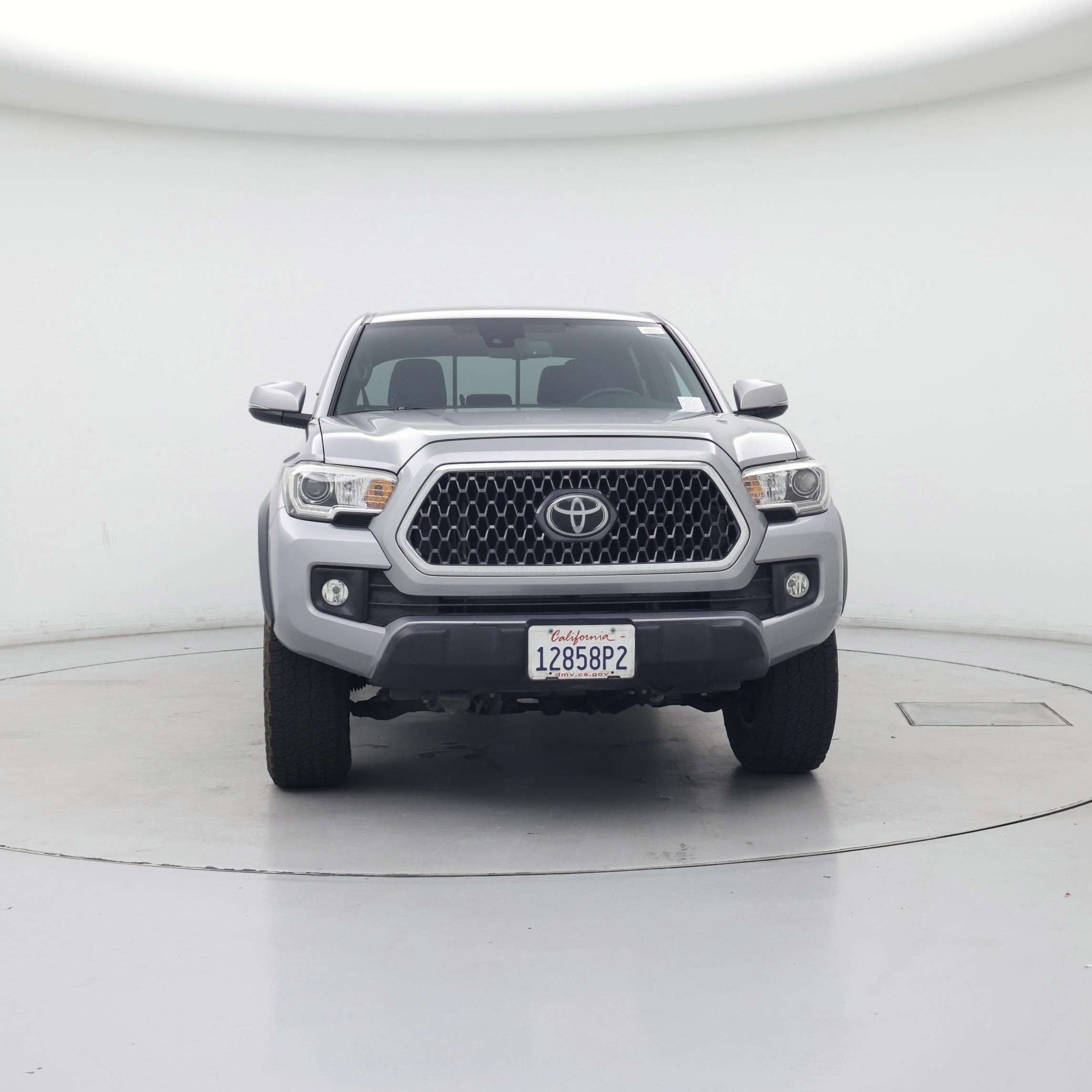 Thumbnail: 2019 Toyota Tacoma - 5