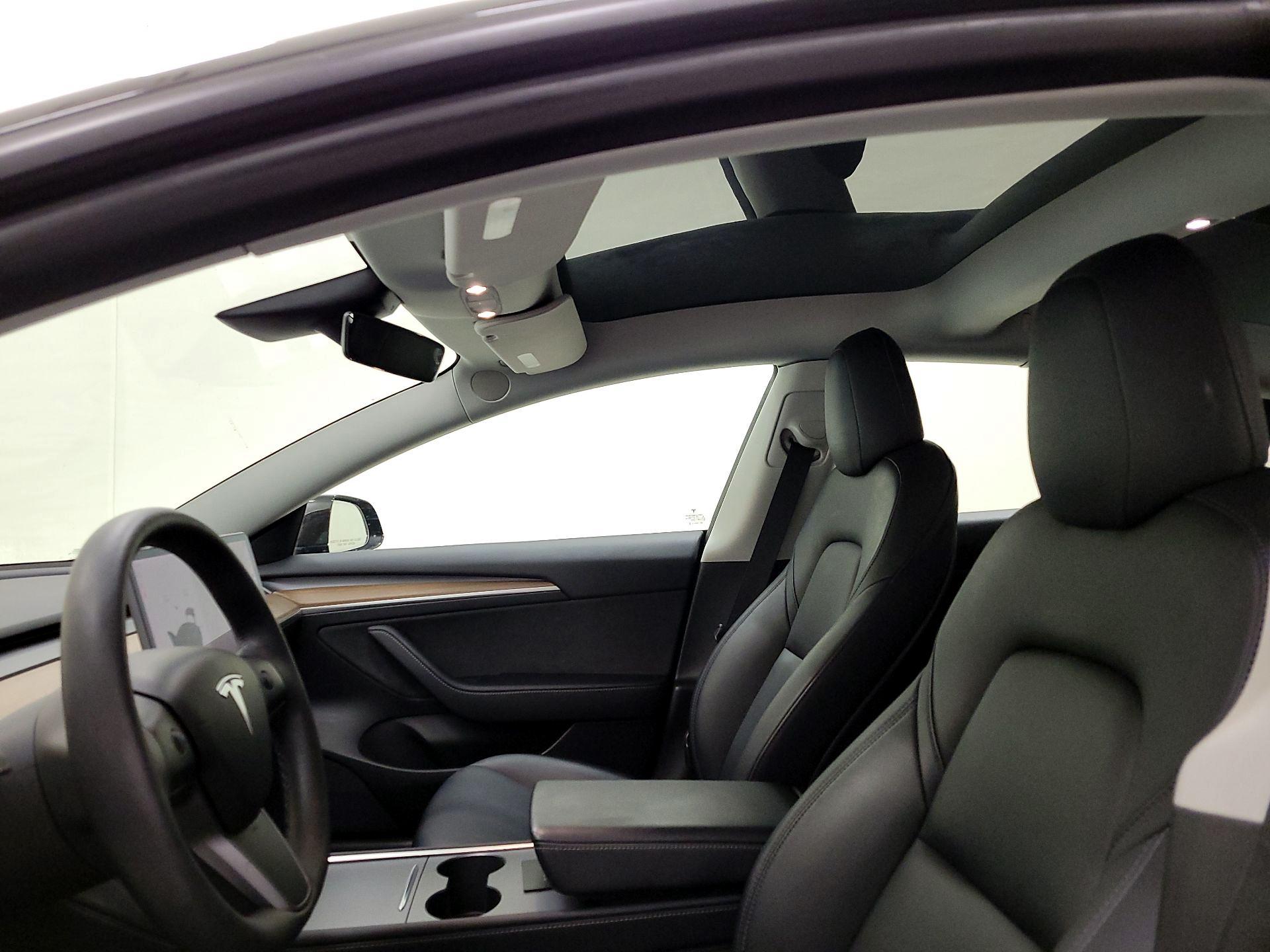 Thumbnail: 2022 Tesla Model 3 - 18