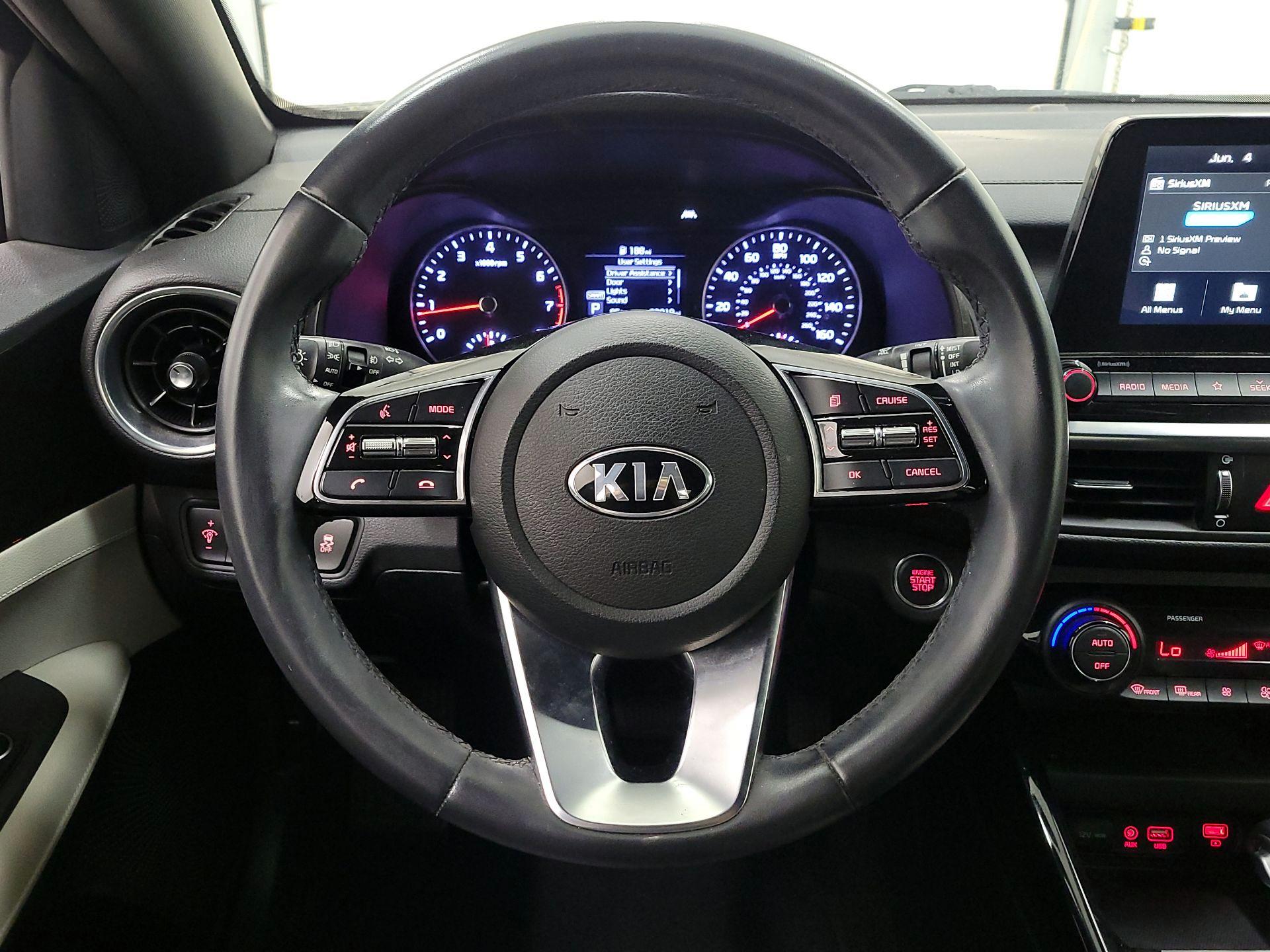 Thumbnail: 2020 Kia Forte - 10