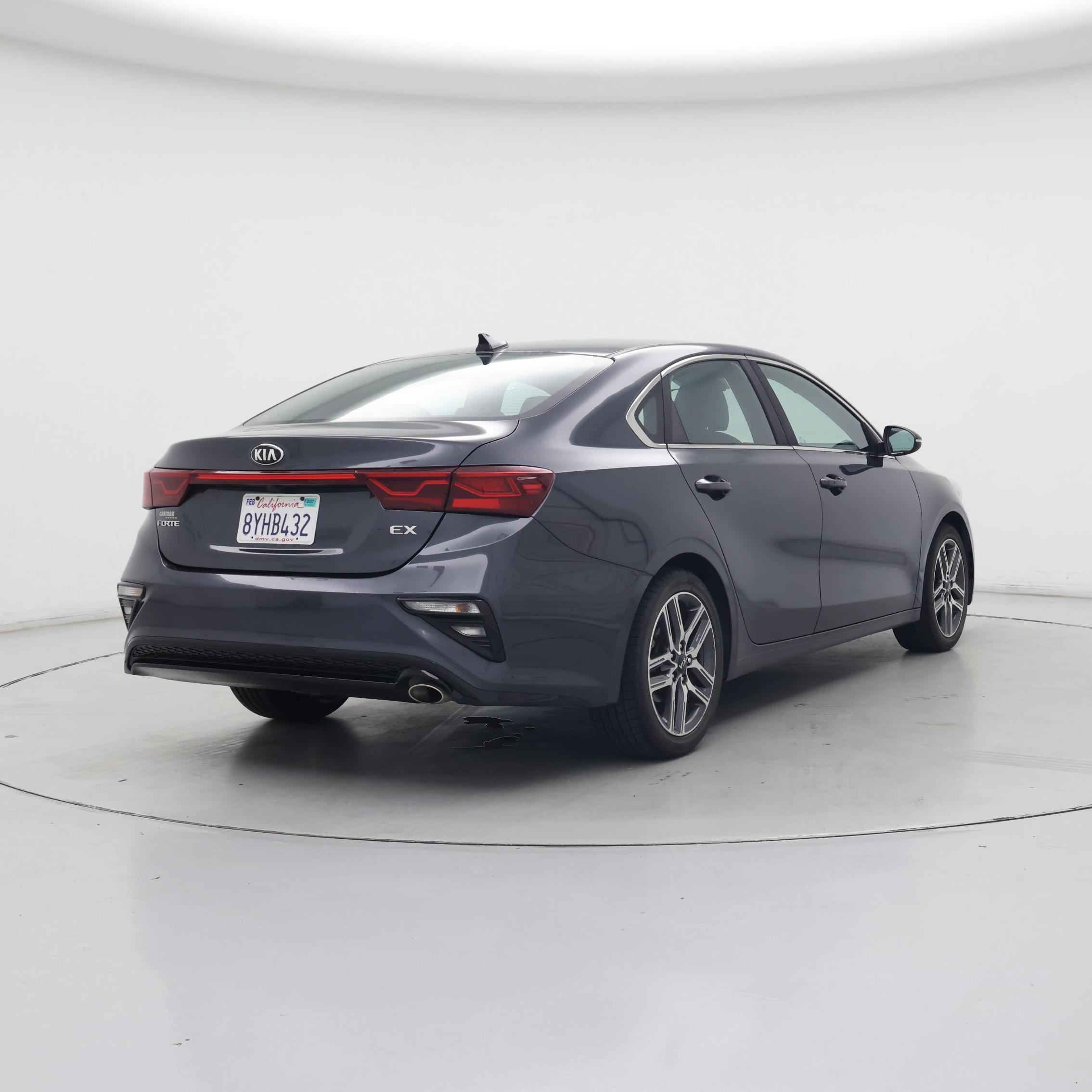 Thumbnail: 2020 Kia Forte - 8