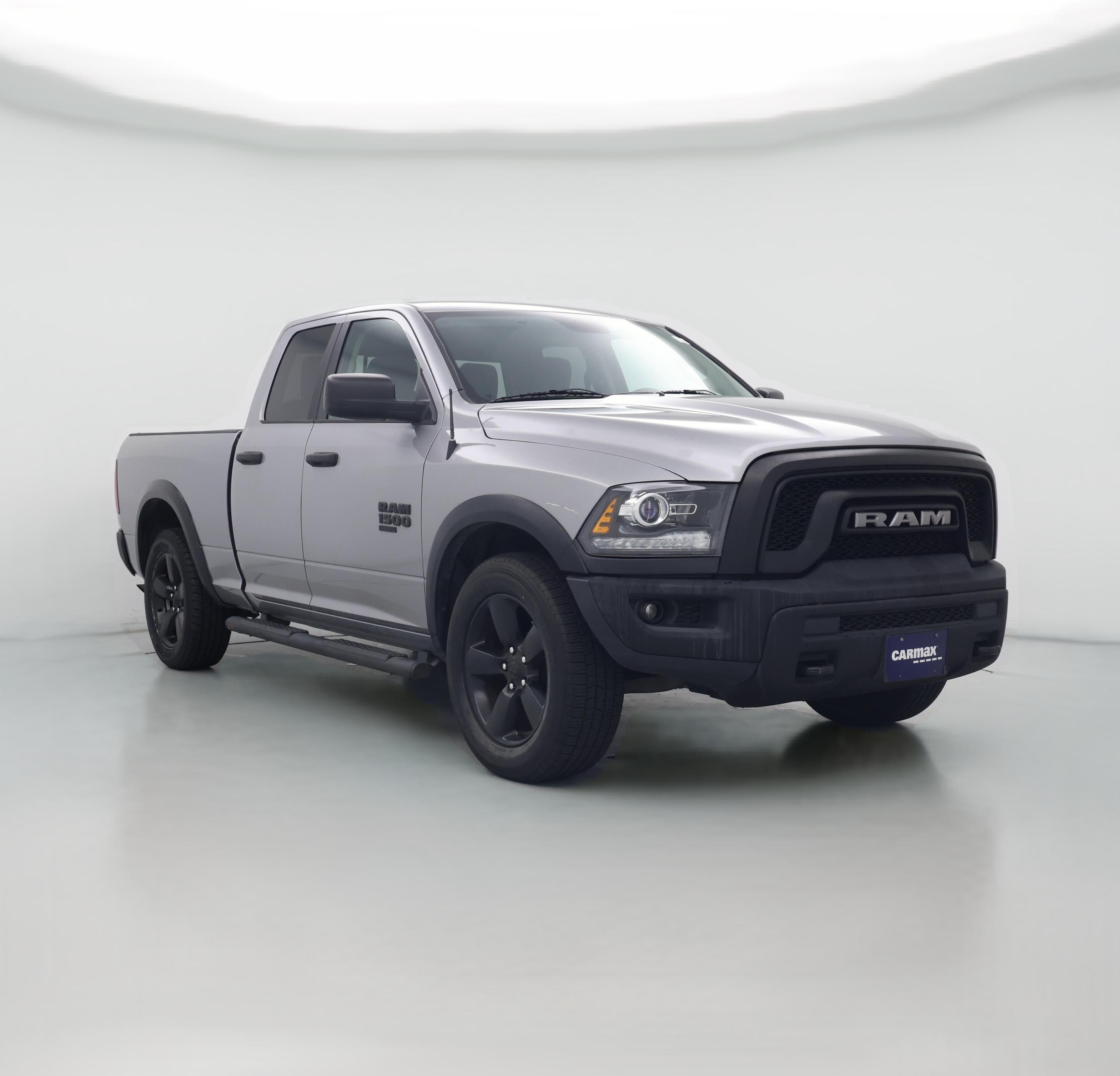 Thumbnail: 2020 RAM 1500 Classic - 1