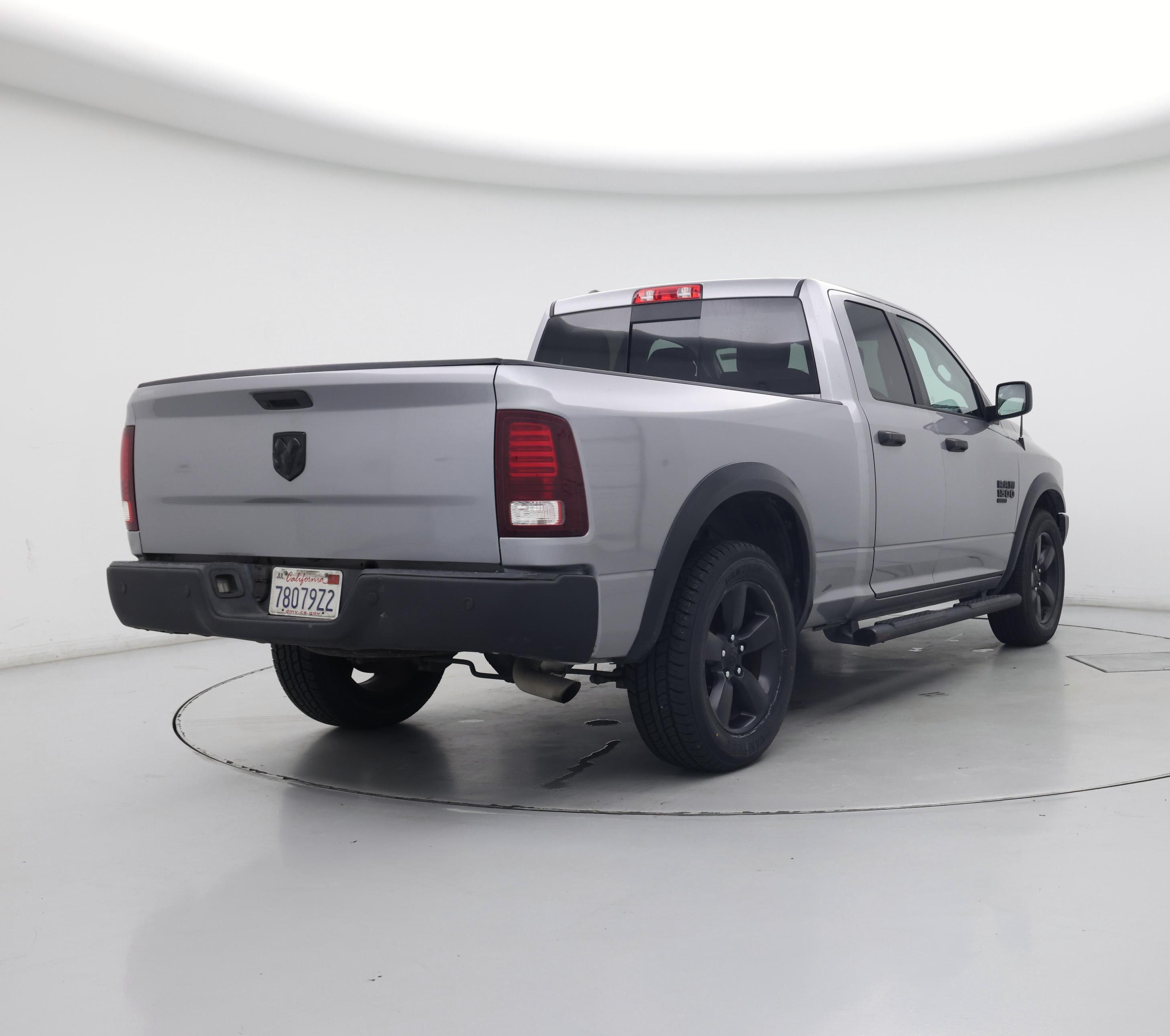 Thumbnail: 2020 RAM 1500 Classic - 8