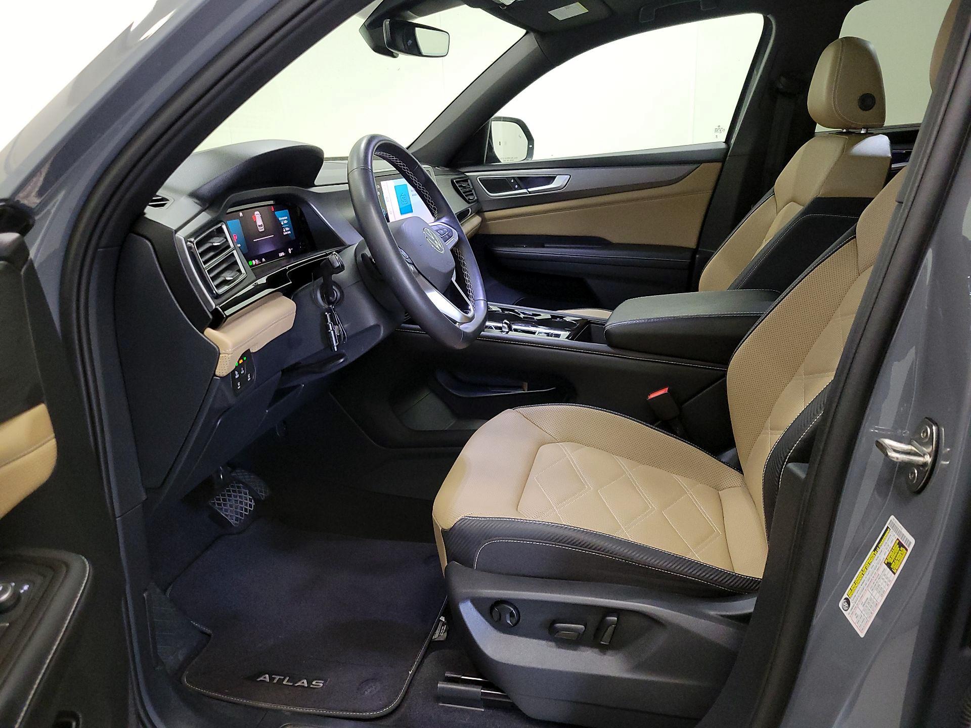 Thumbnail: 2024 Volkswagen Atlas - 11