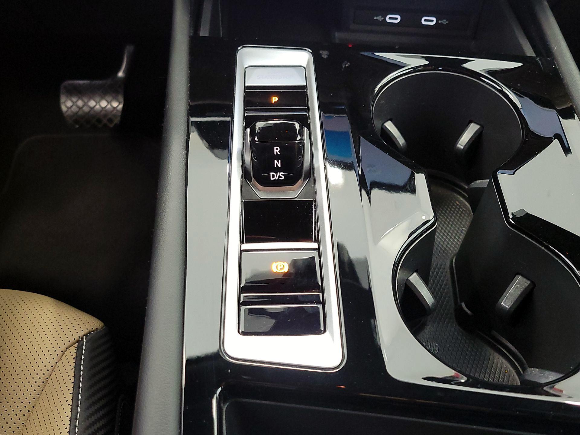Thumbnail: 2024 Volkswagen Atlas - 17