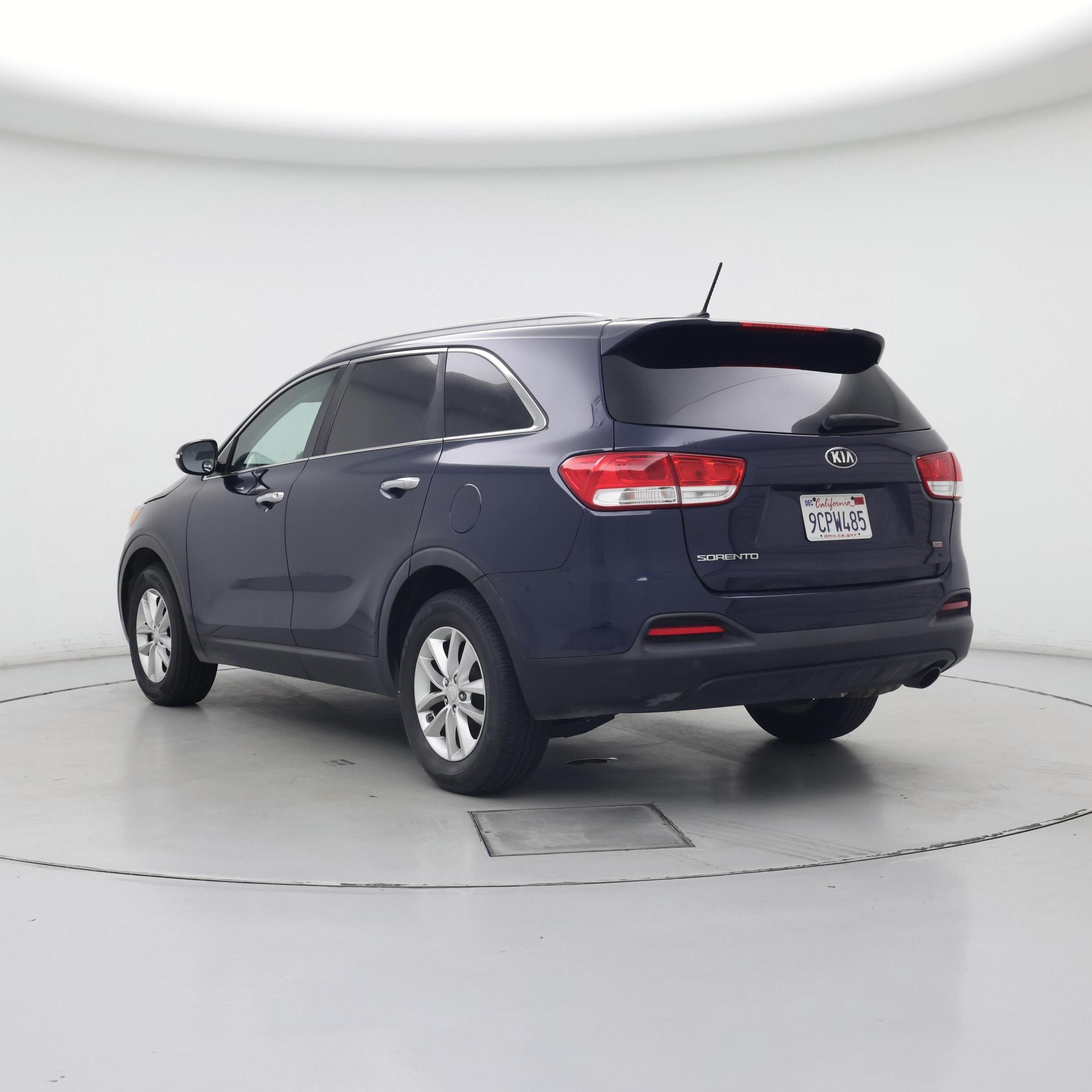 Thumbnail: 2016 Kia Sorento - 2