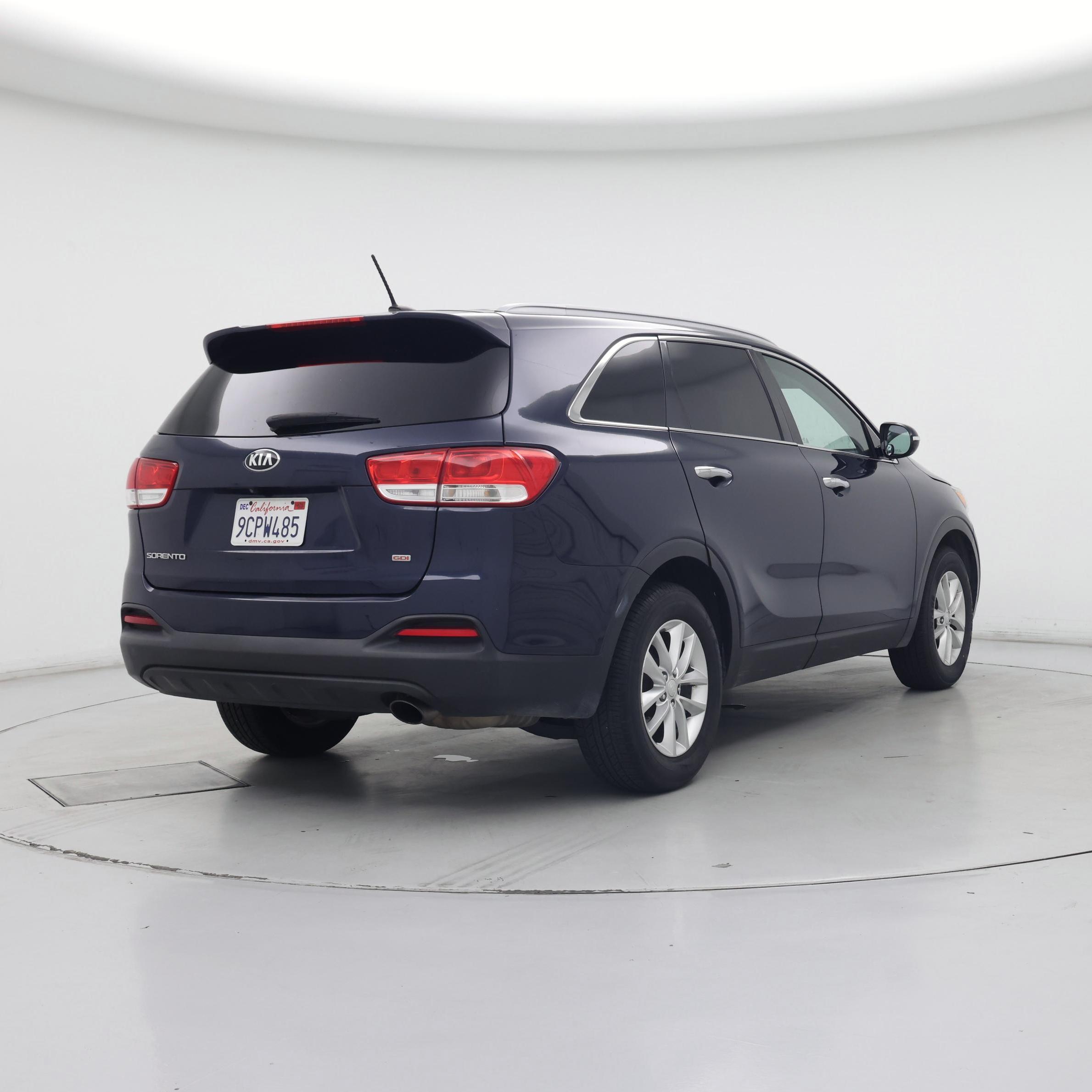 Thumbnail: 2016 Kia Sorento - 8