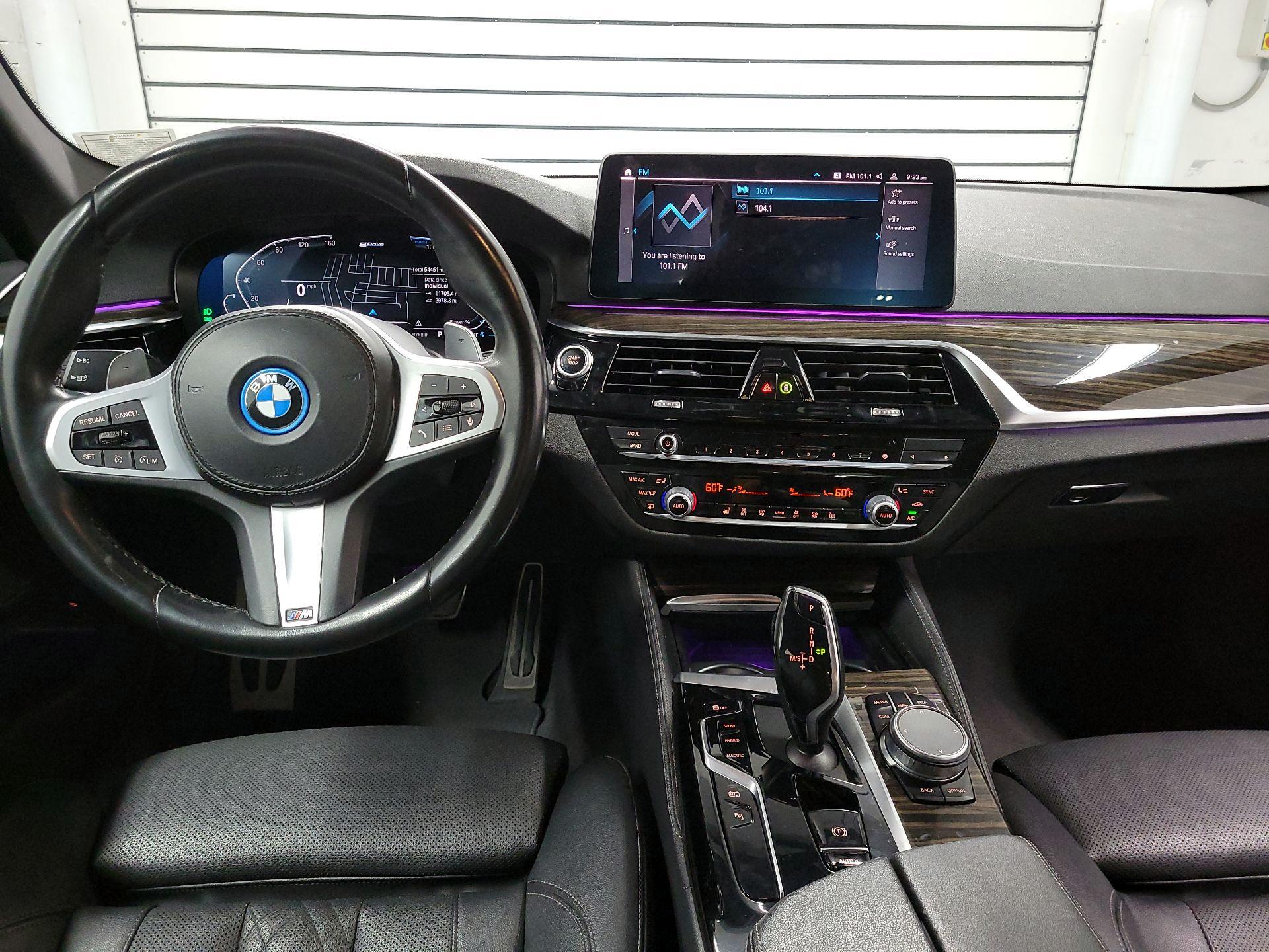Thumbnail: 2022 BMW 5 Series - 9