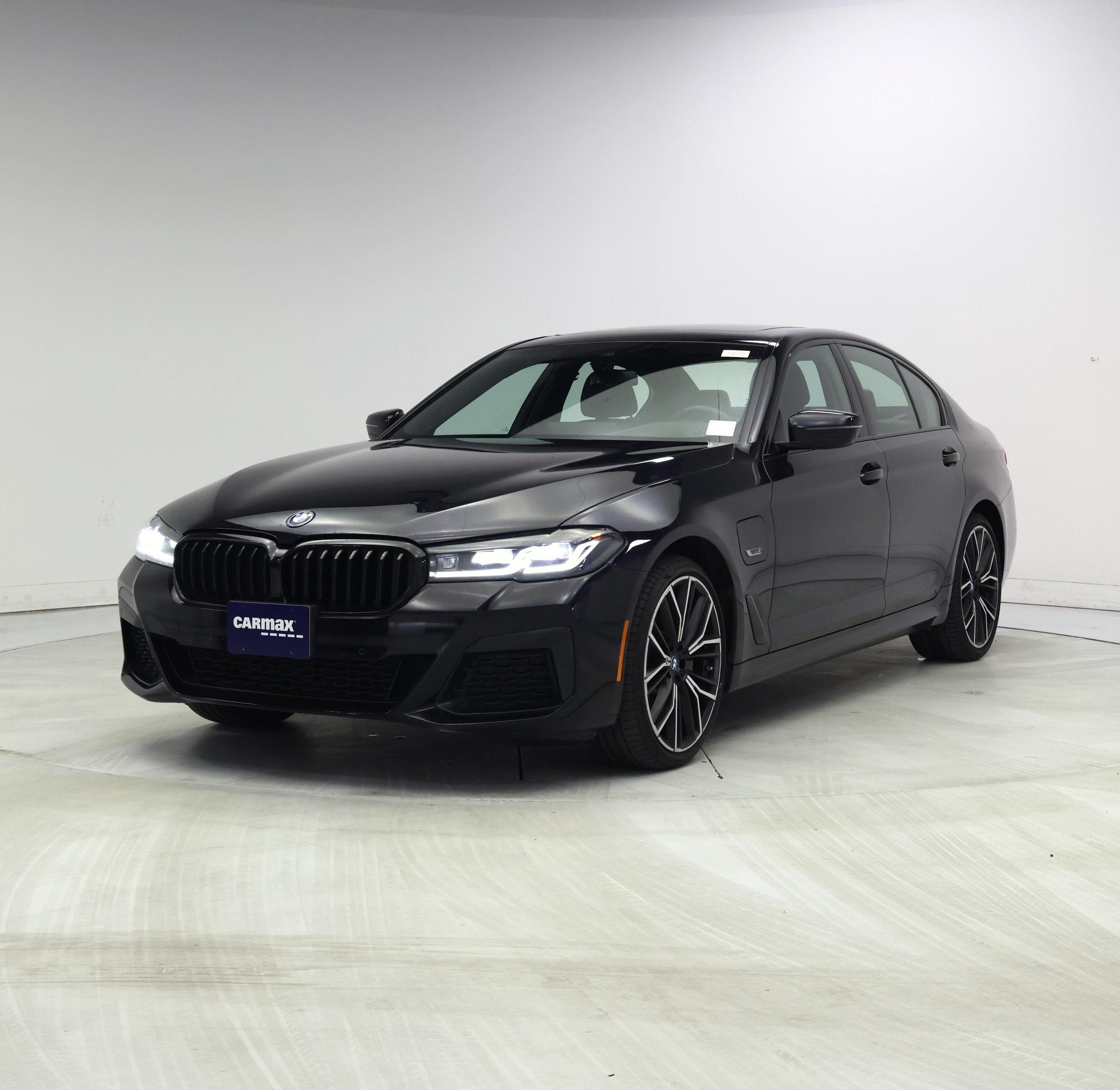 Thumbnail: 2022 BMW 5 Series - 4