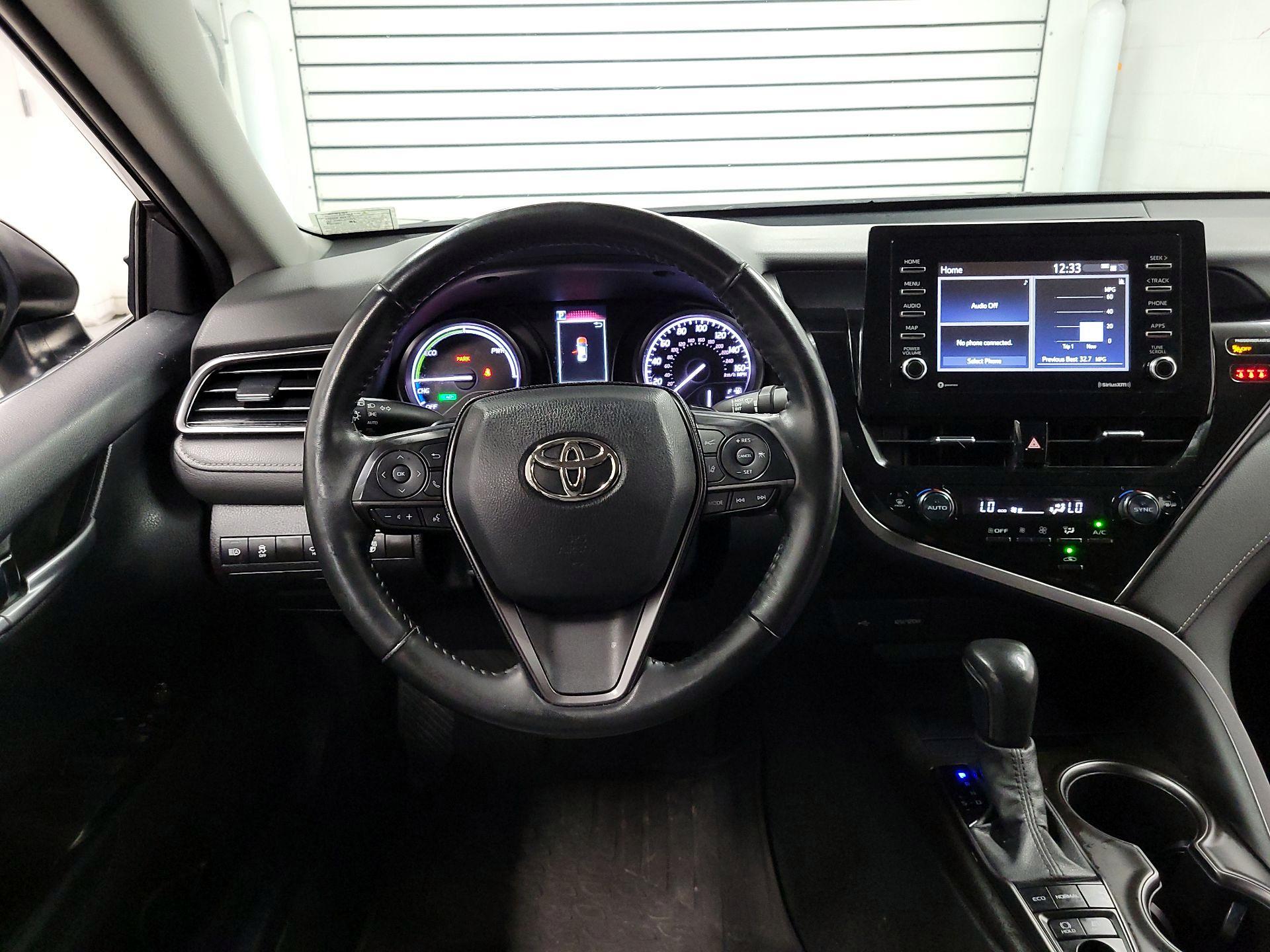 Thumbnail: 2023 Toyota Camry - 10