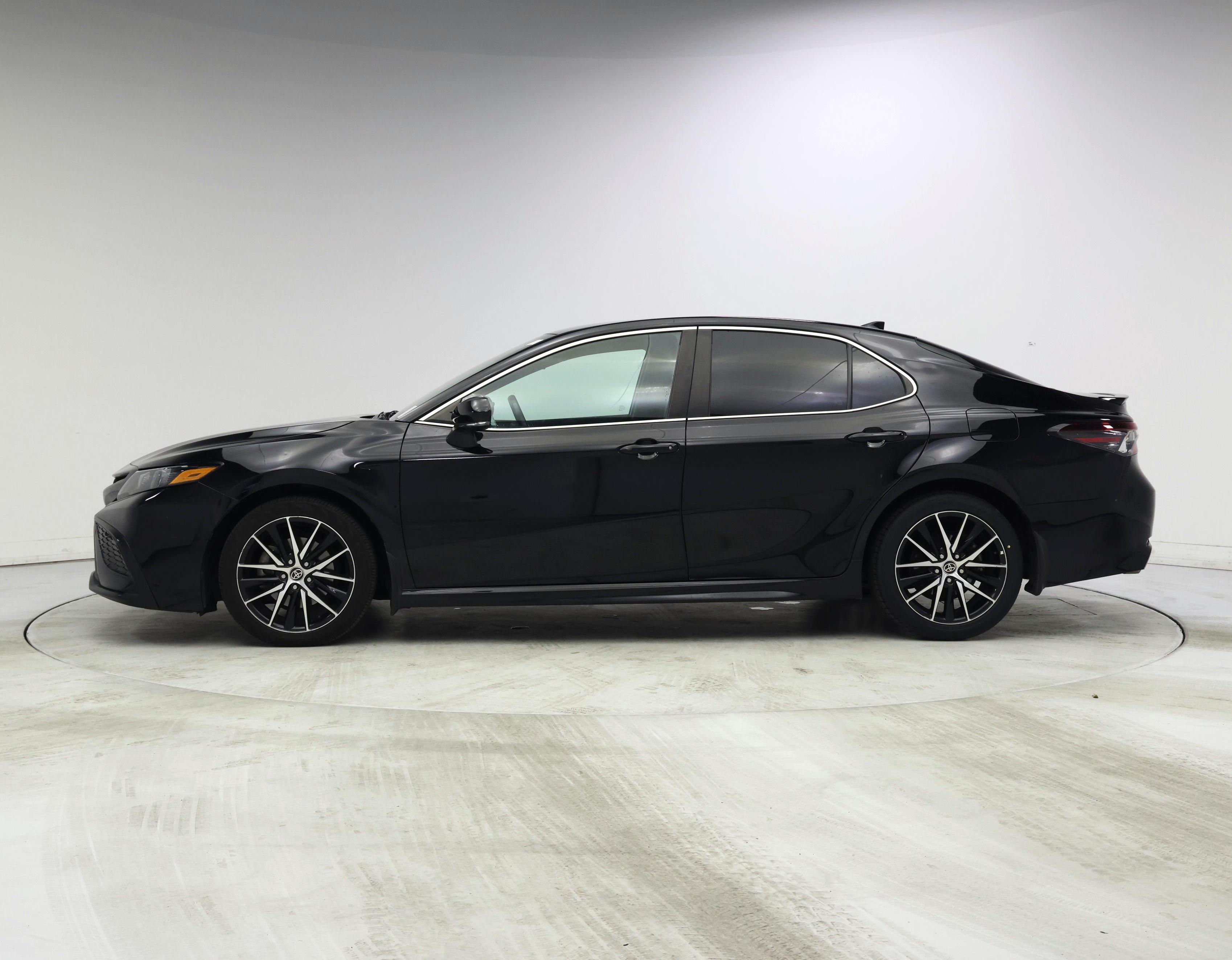 Thumbnail: 2023 Toyota Camry - 3