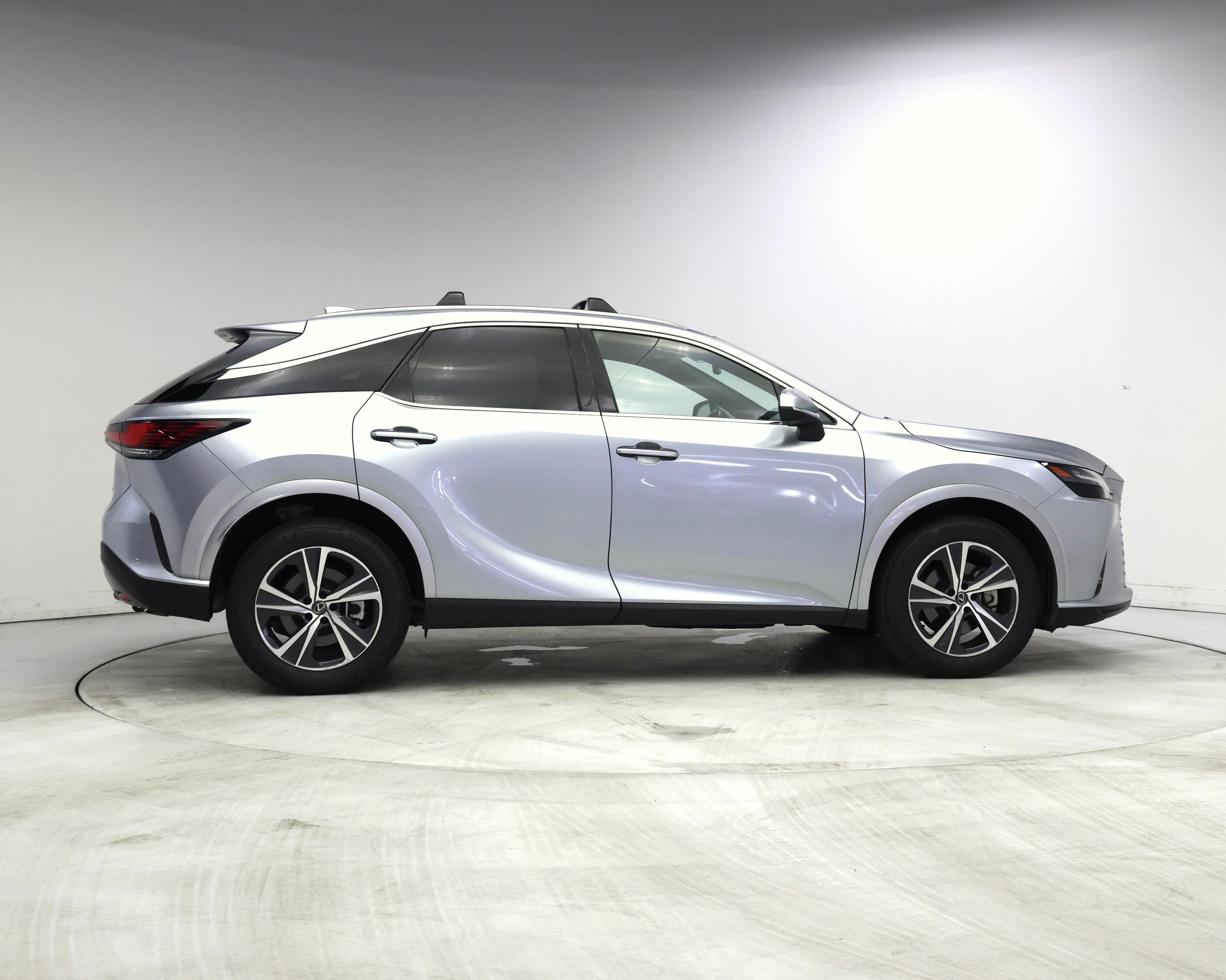 Thumbnail: 2023 Lexus RX - 7