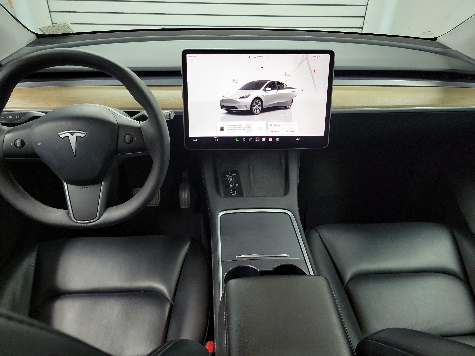 Thumbnail: 2023 Tesla Model Y - 8