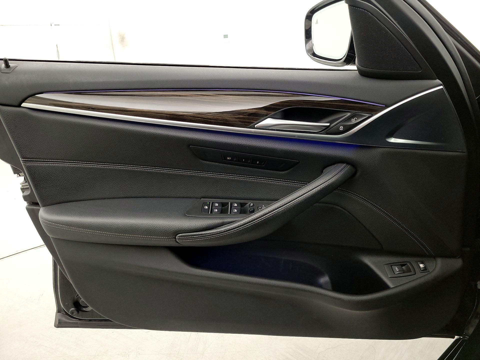 Thumbnail: 2019 BMW 5 Series - 12