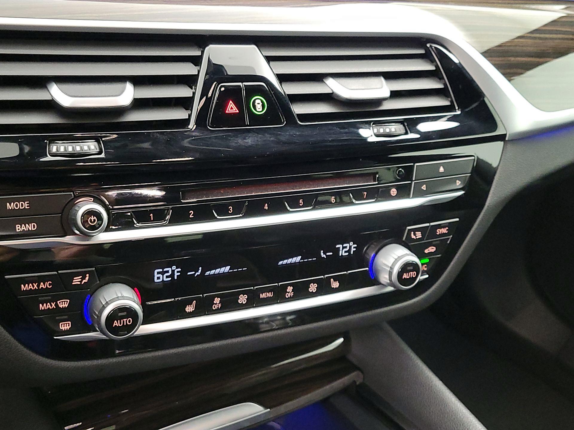 Thumbnail: 2019 BMW 5 Series - 17