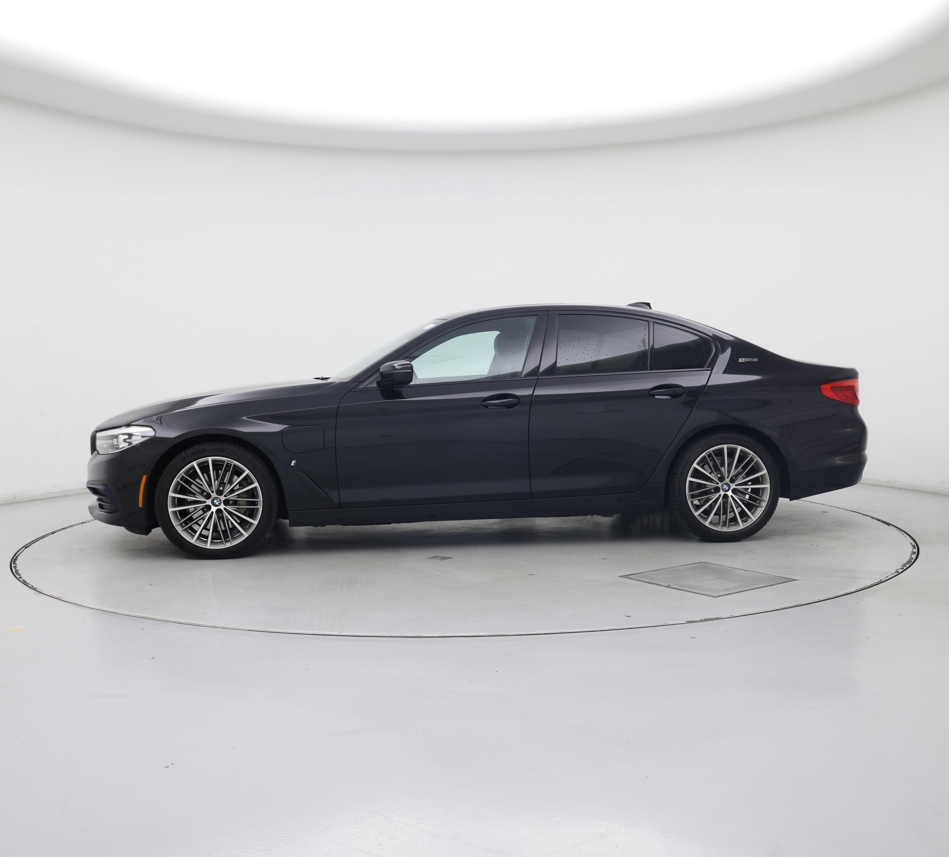 Thumbnail: 2019 BMW 5 Series - 3