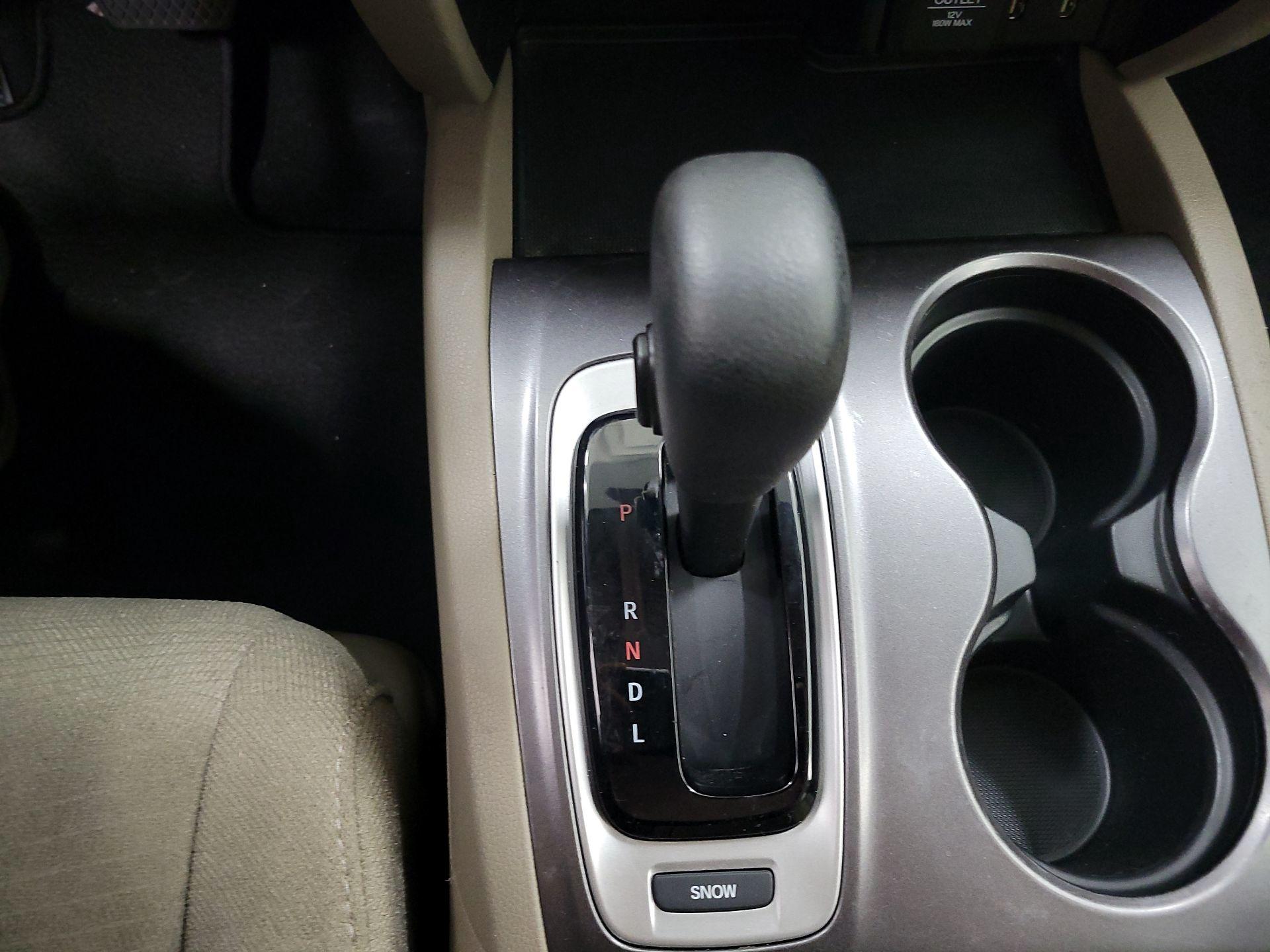 Thumbnail: 2018 Honda Pilot - 15